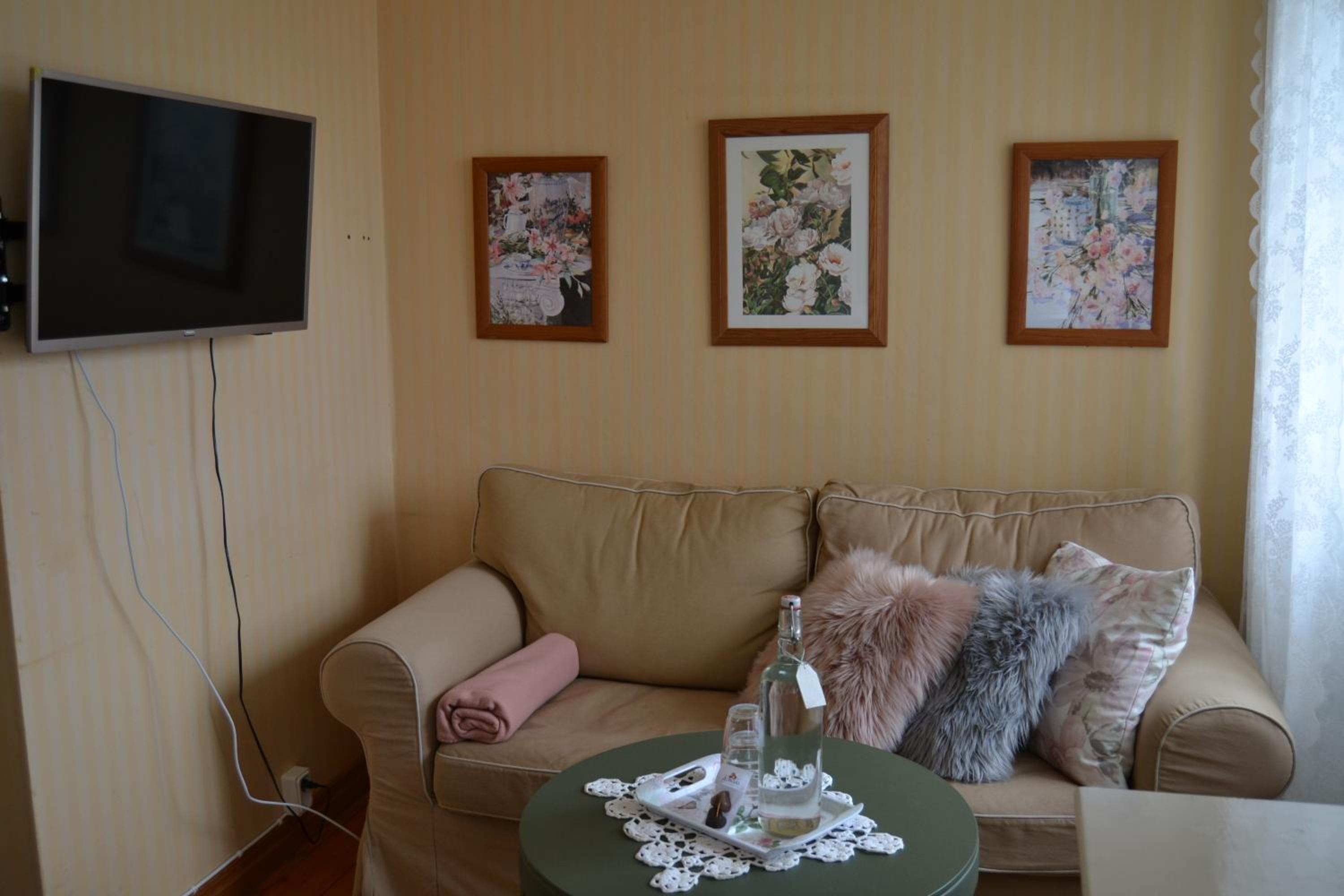 Lilla Hotellet Bed & Breakfast i Alingsås