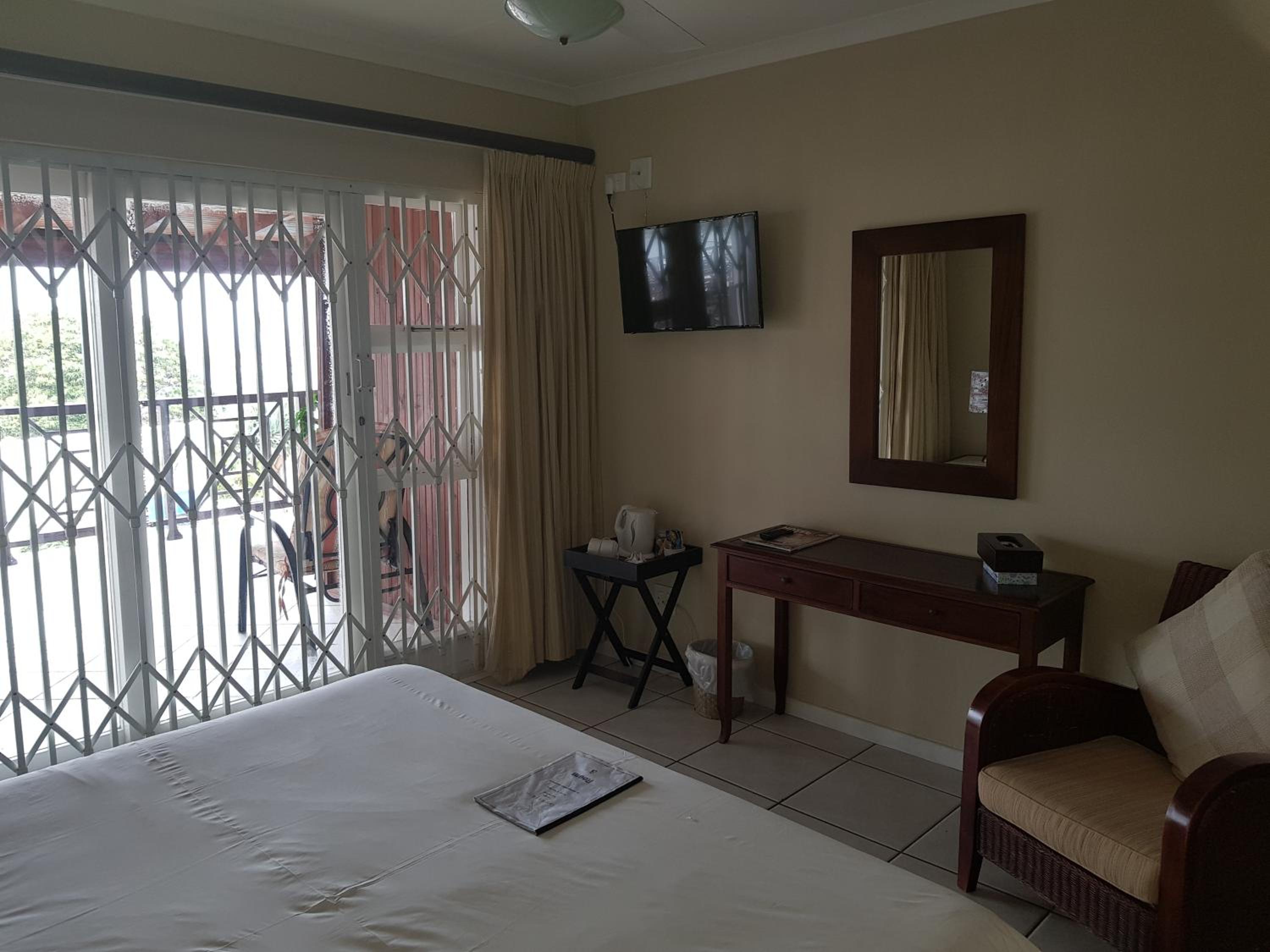 Ingwe Manor Guesthouse view 3