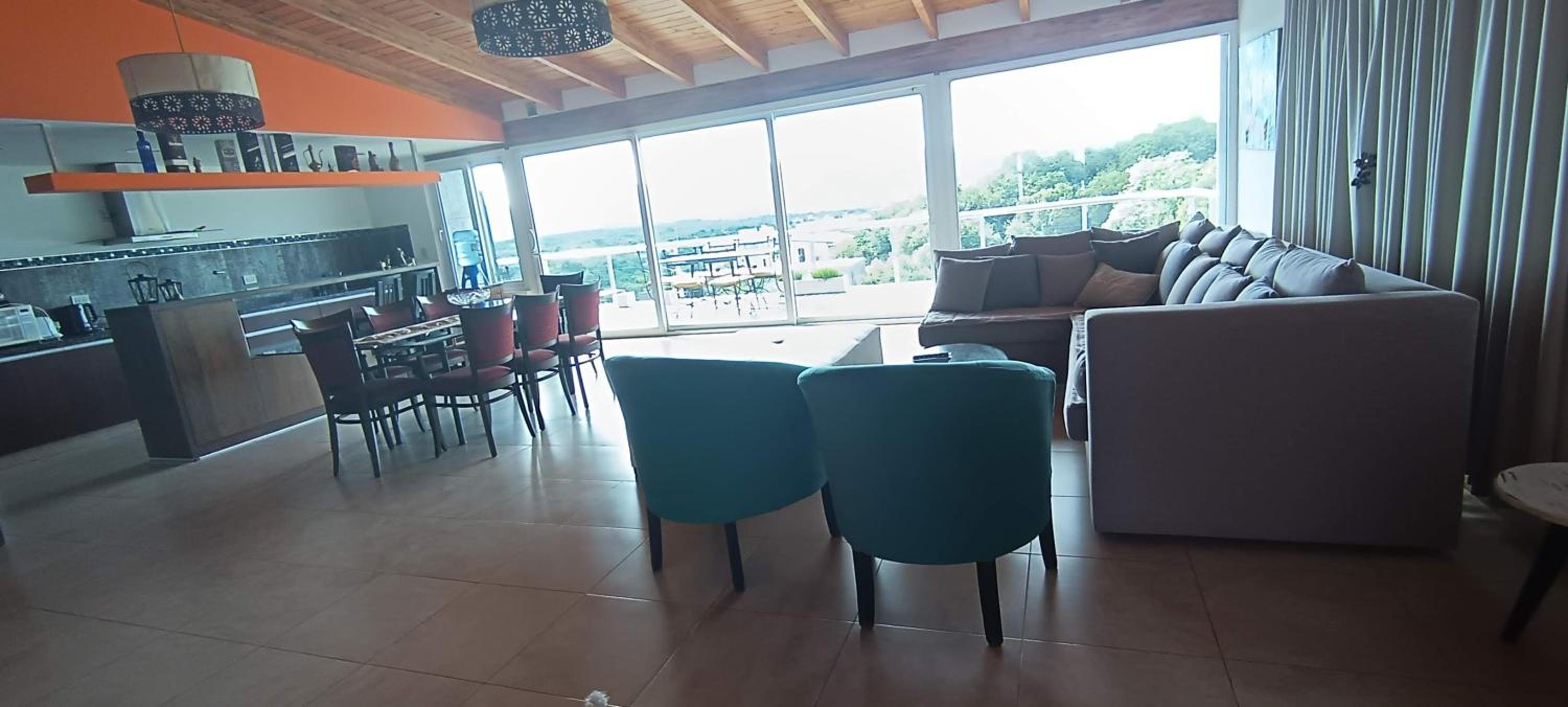 Casa de montaña - Carlos Paz