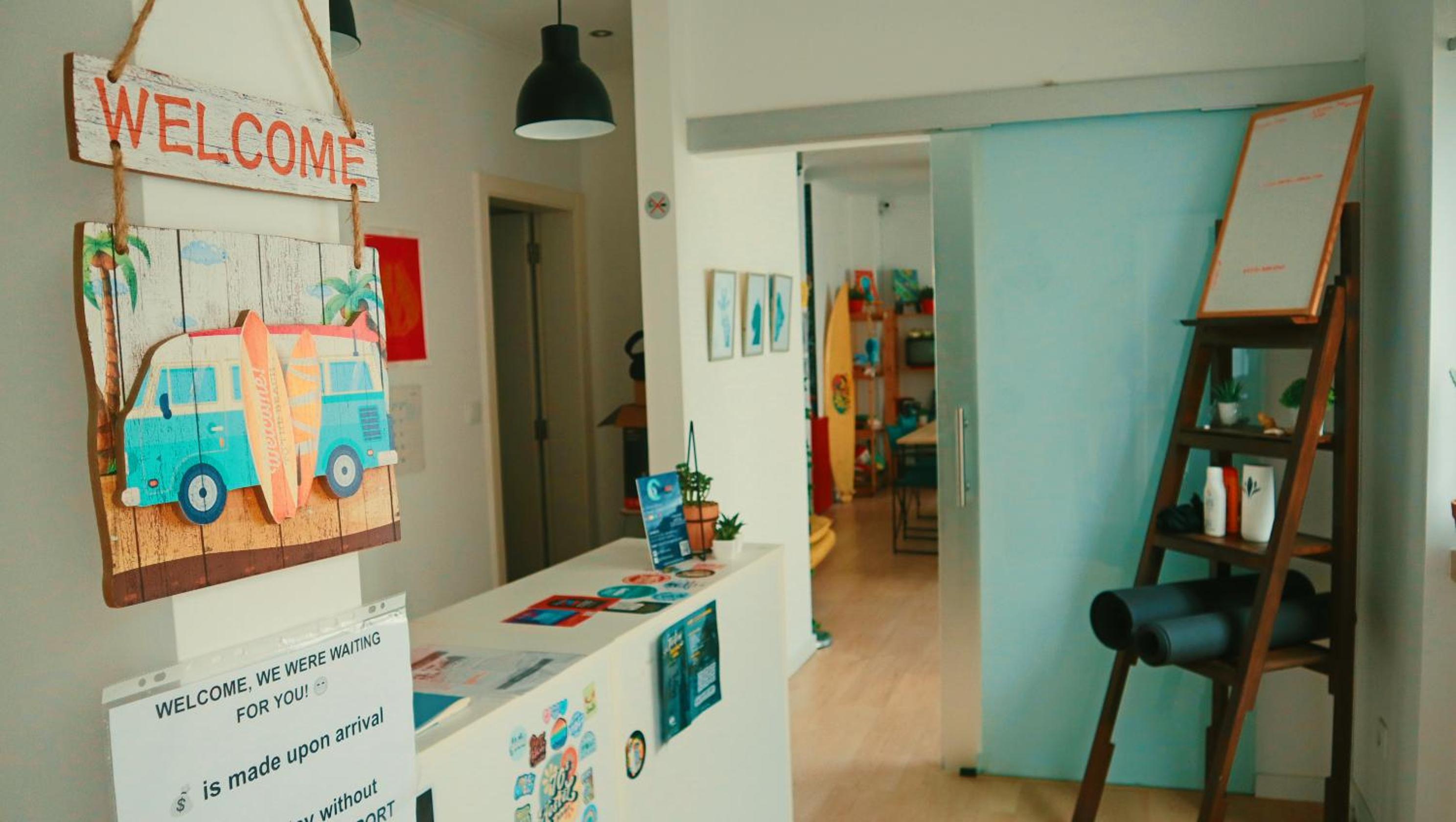 Hotel 70's Hostel - Image 1