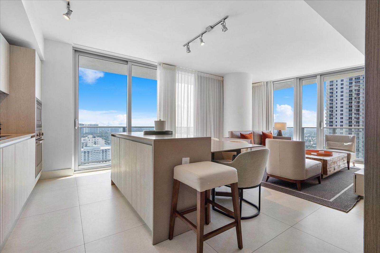 Ocean Views Perfect Location Resort Amenities view 5