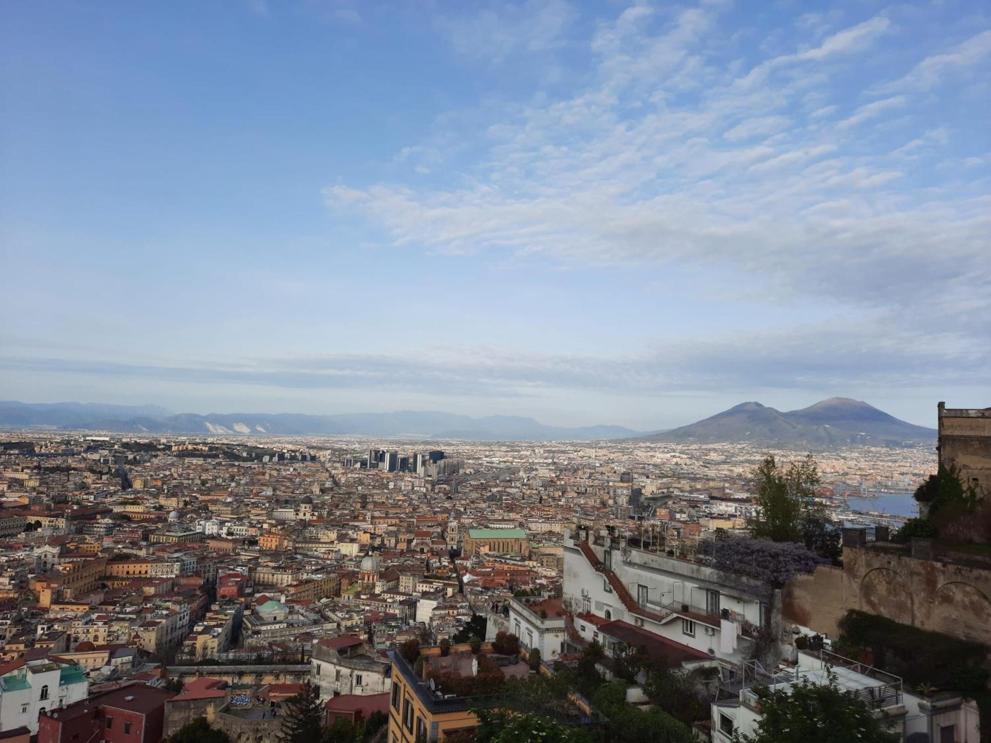 Holiday in Naples Vacanze Napoletane