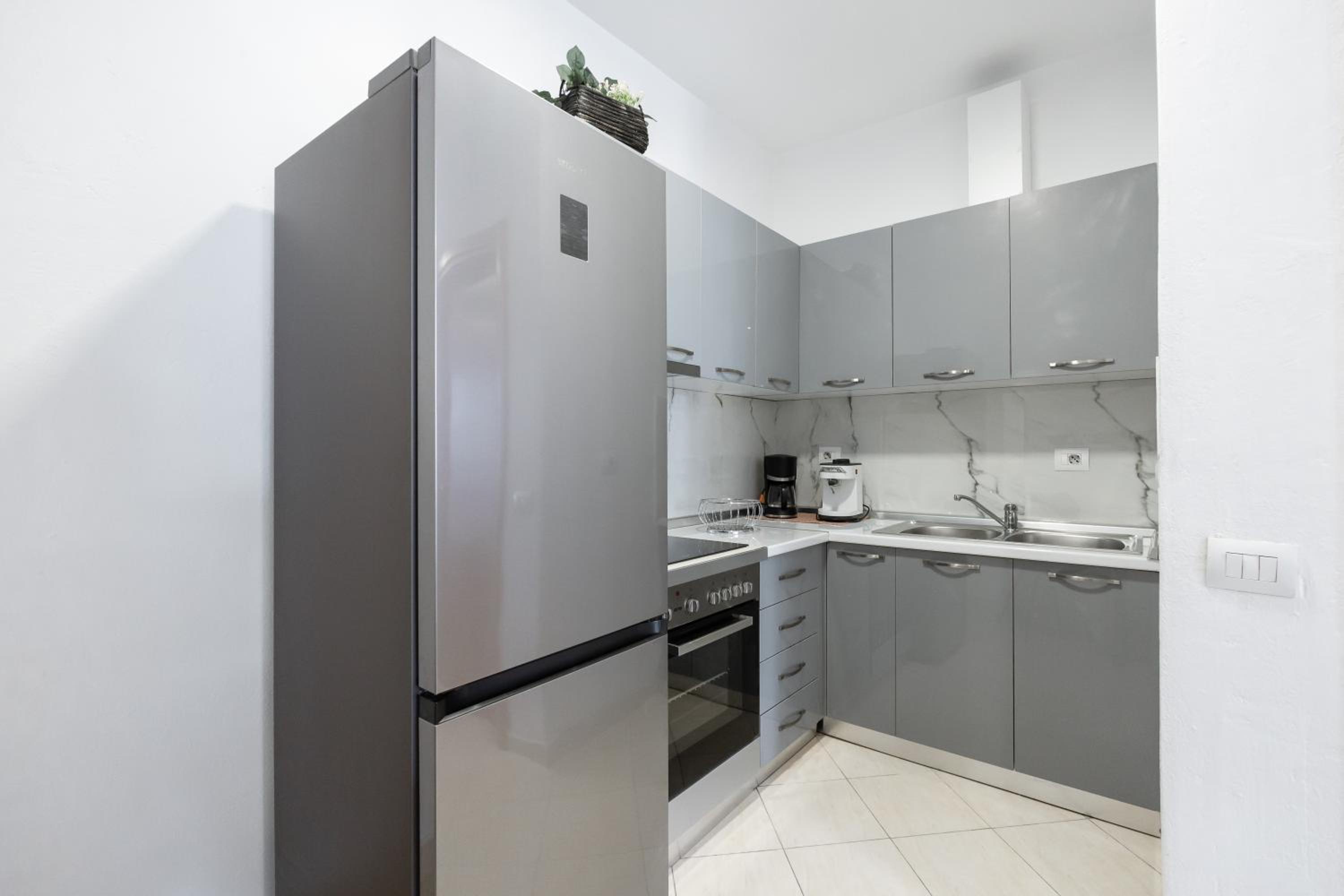 Tirana Center Apartment 12