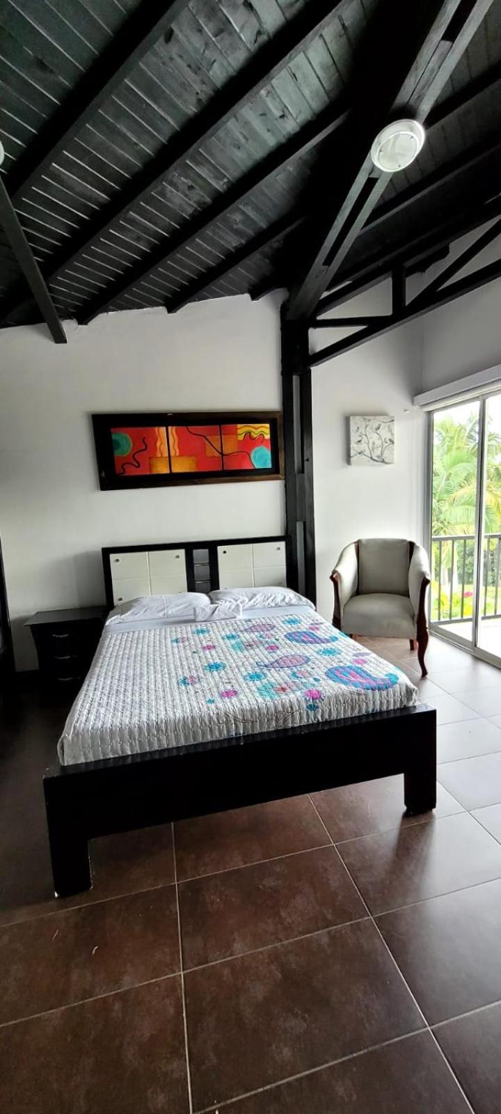 CHALET LA PROMESA