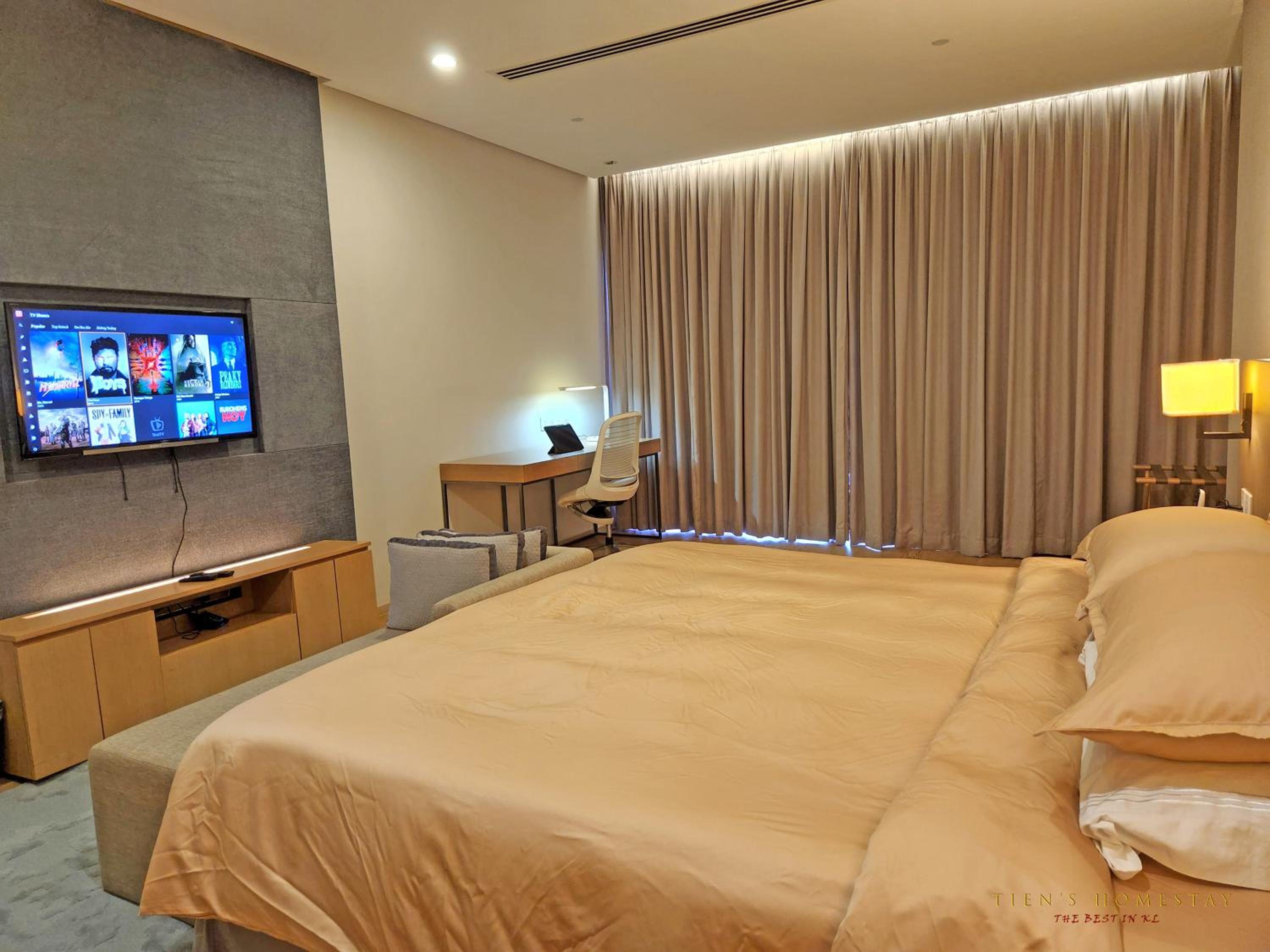 Luxurious stay in 188 Fraser Residence Suite