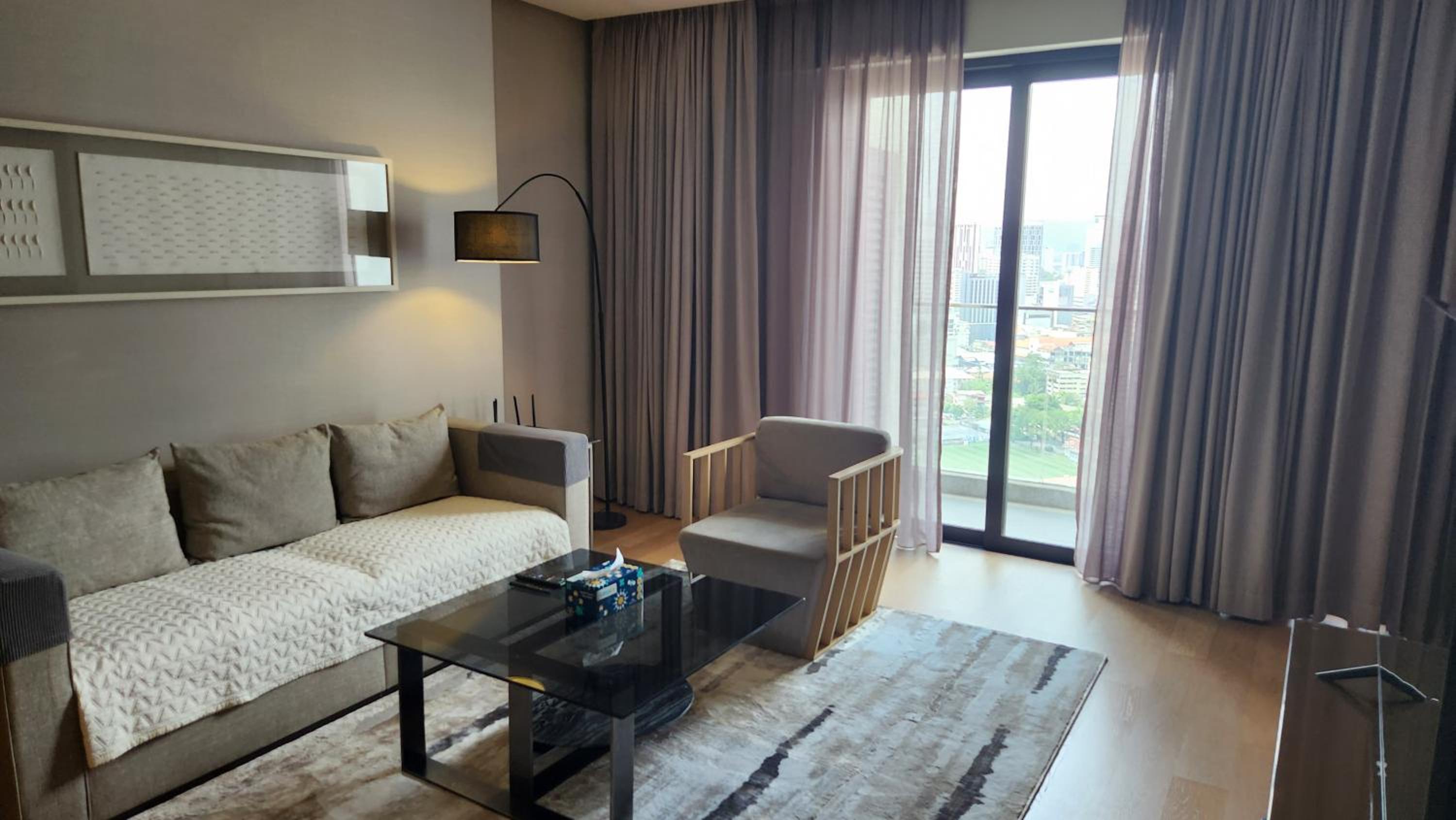 Luxurious stay in 188 Fraser Residence Suite