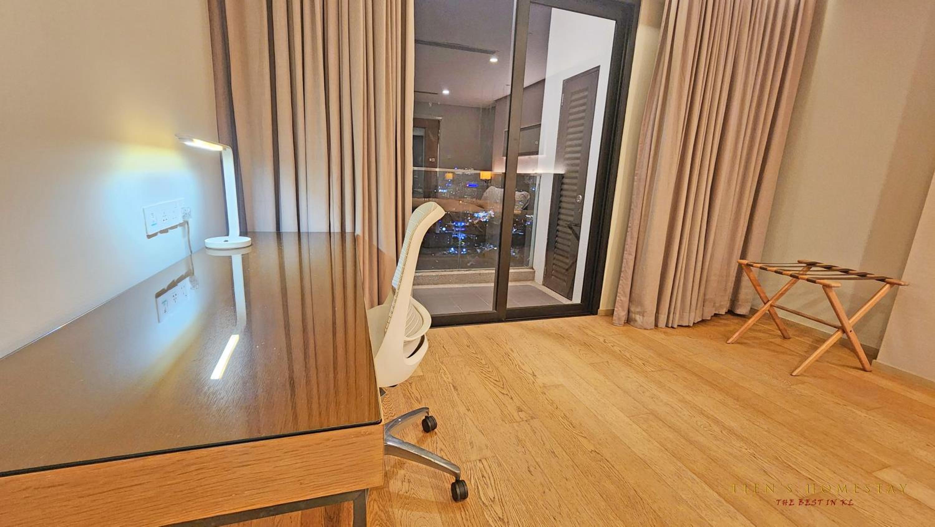 Luxurious stay in 188 Fraser Residence Suite