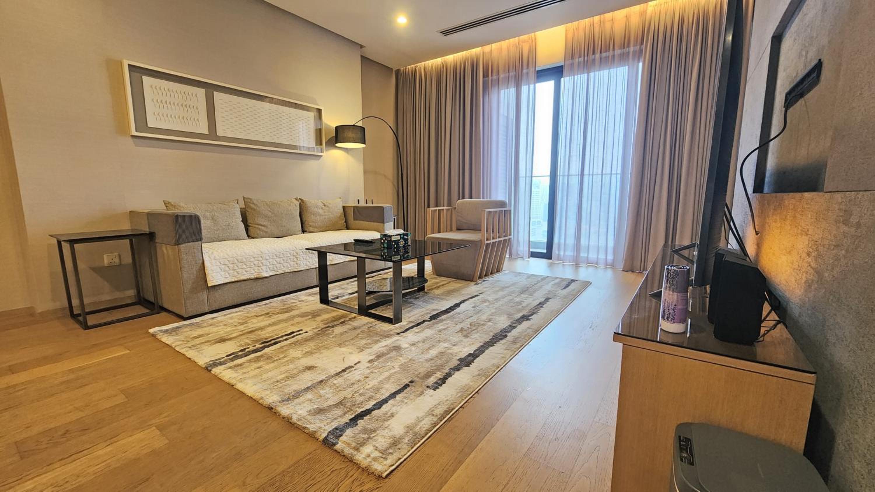Luxurious stay in 188 Fraser Residence Suite