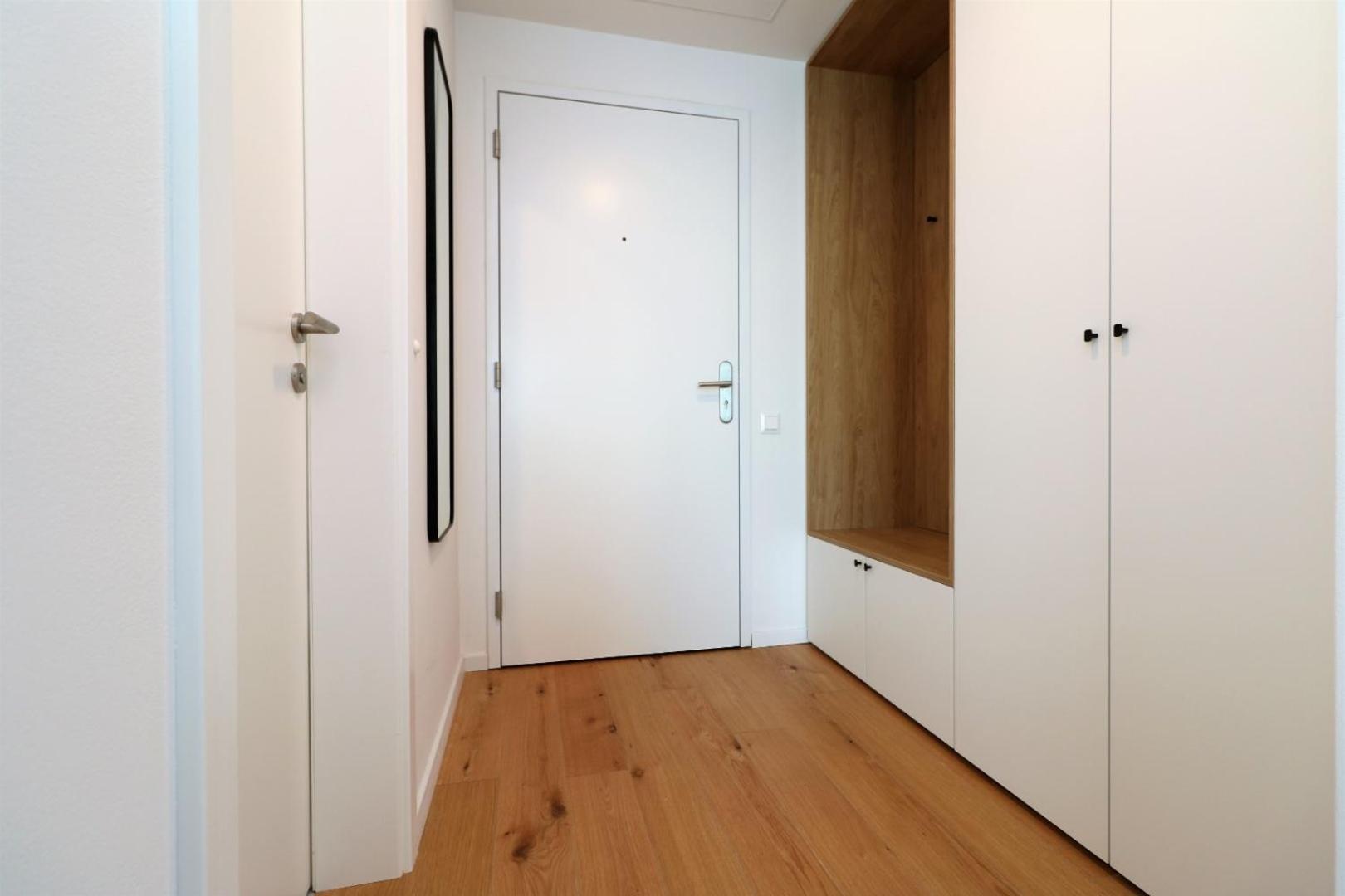 Sky Park new 1-bedroom apartment view 4