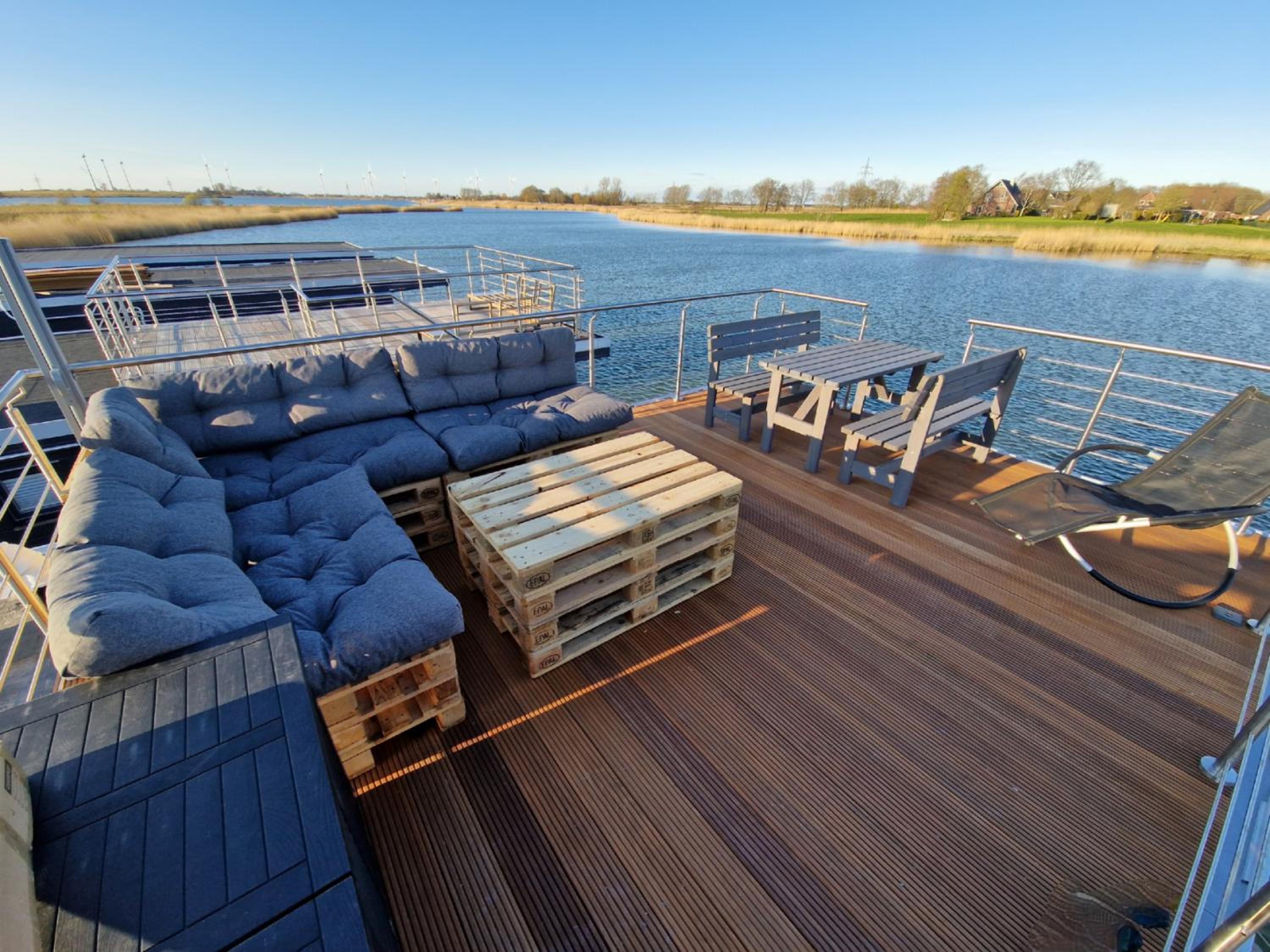 Hausboot auf dem Wangermeer