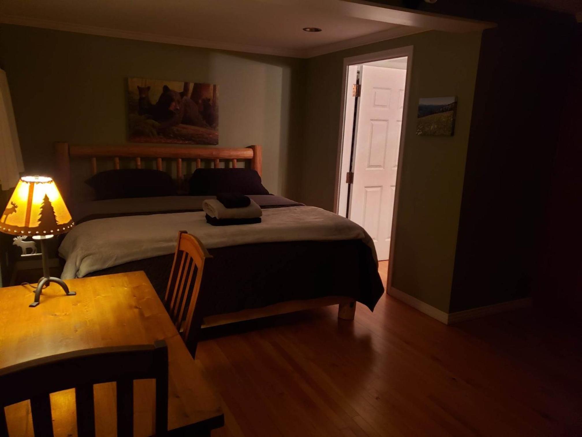 Riverbend Guest House