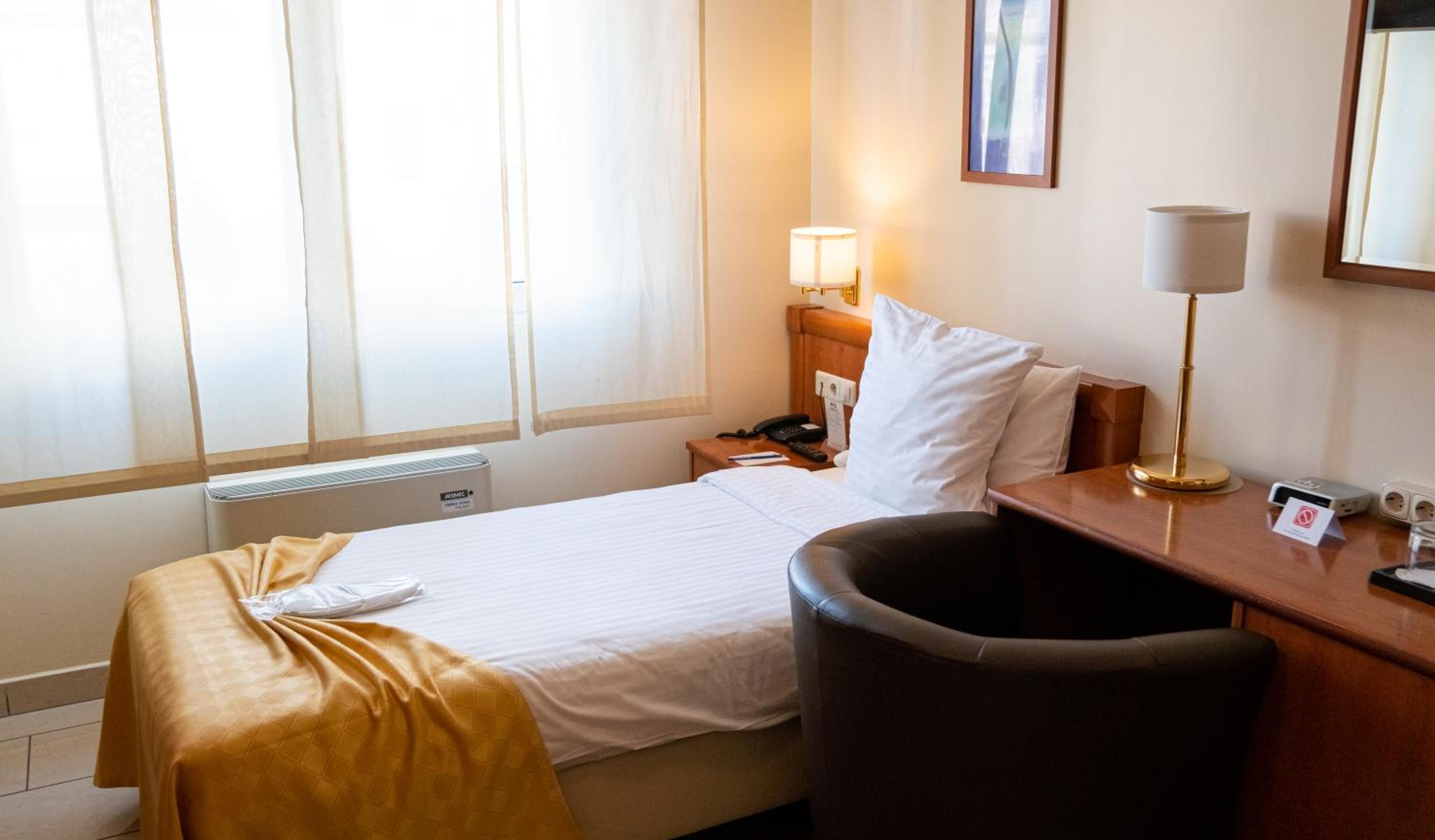 Luxembourg Vacations - Best Western Plus Grand Hotel Victor Hugo - Property Image 4