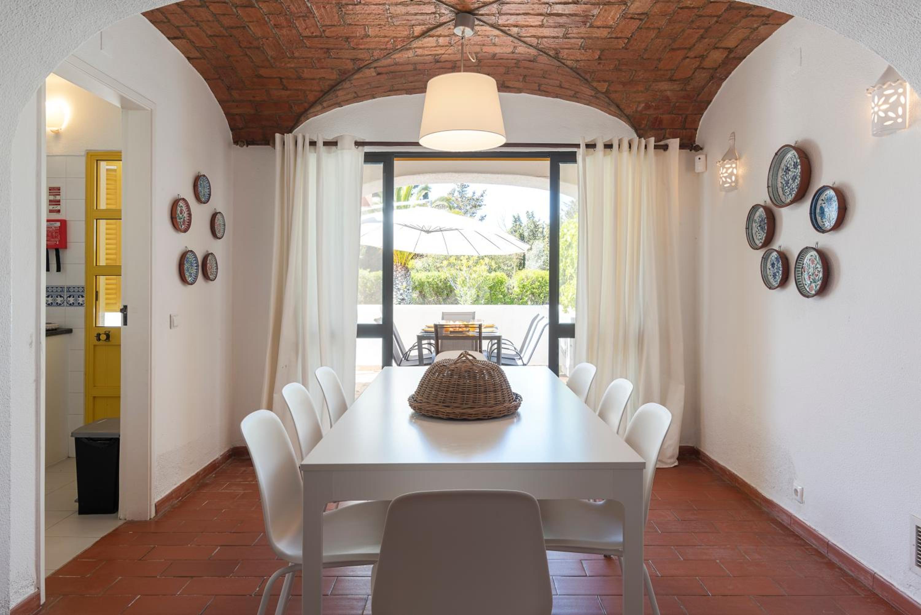 Aldeia do Golfe - Private condominium by HD view 4