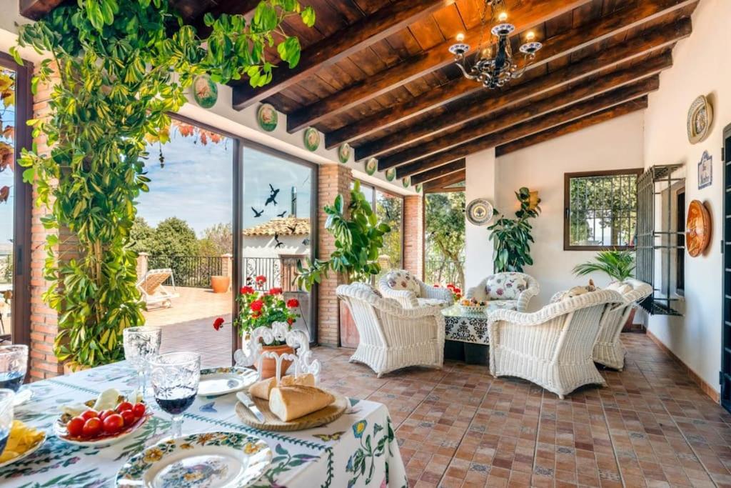 Villa San Nicolas - private, tranquil, relaxing.. view 2