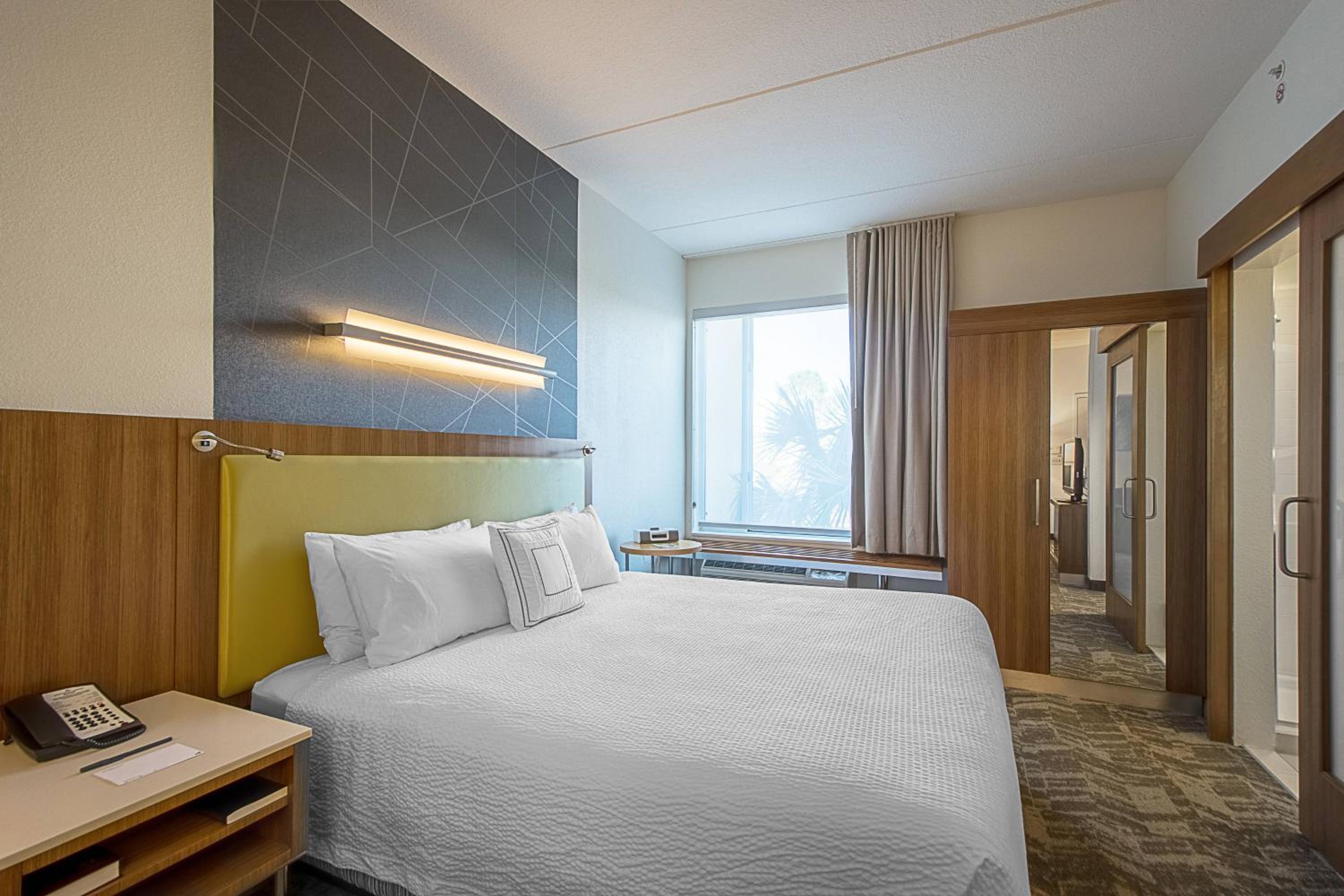 Tampa Vacations - SpringHill Suites Tampa North/Tampa Palms - Property Image 25