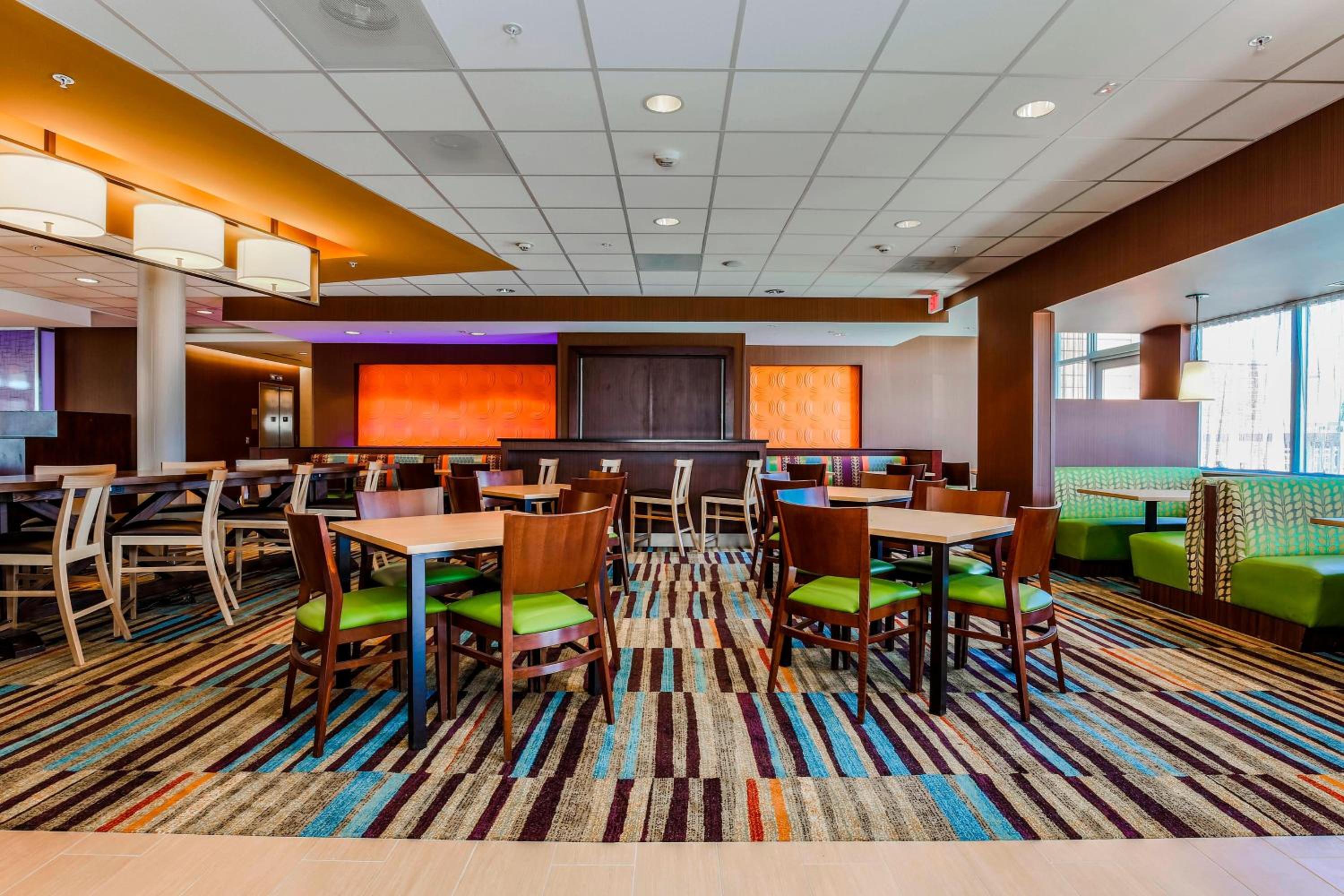 Pecos Vacations - Fairfield Inn  Suites by Marriott Pecos - Property Image 6