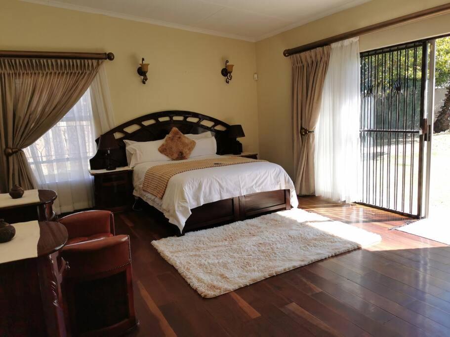 Stunning 2 Bedrooms and 2 Bathroom No loadshedding