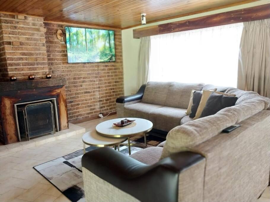 Stunning 2 Bedrooms and 2 Bathroom No loadshedding
