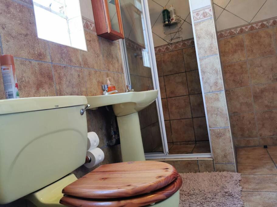 Stunning 2 Bedrooms and 2 Bathroom No loadshedding