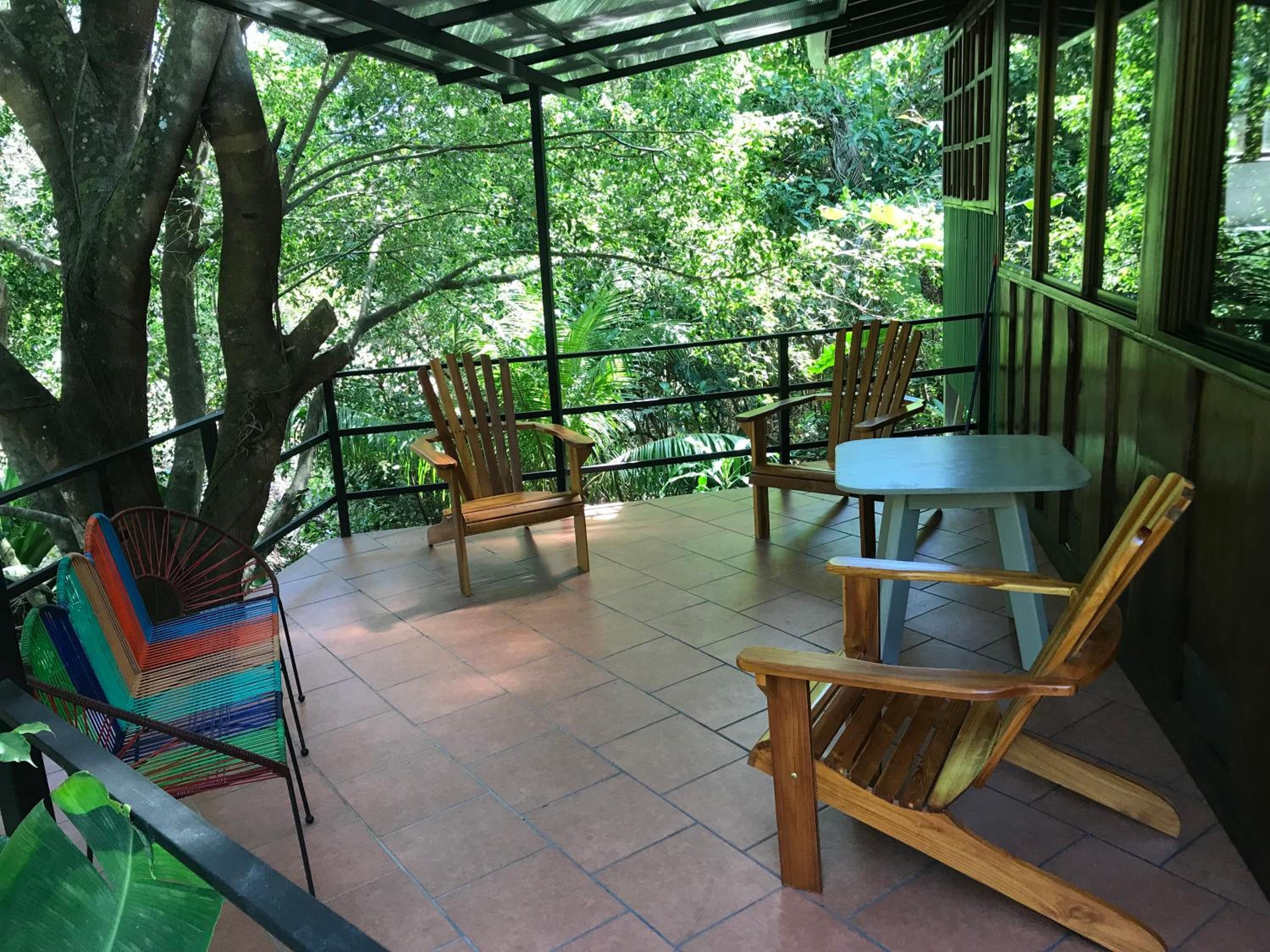 FLOR DE PARAISO BUNGALOWS
