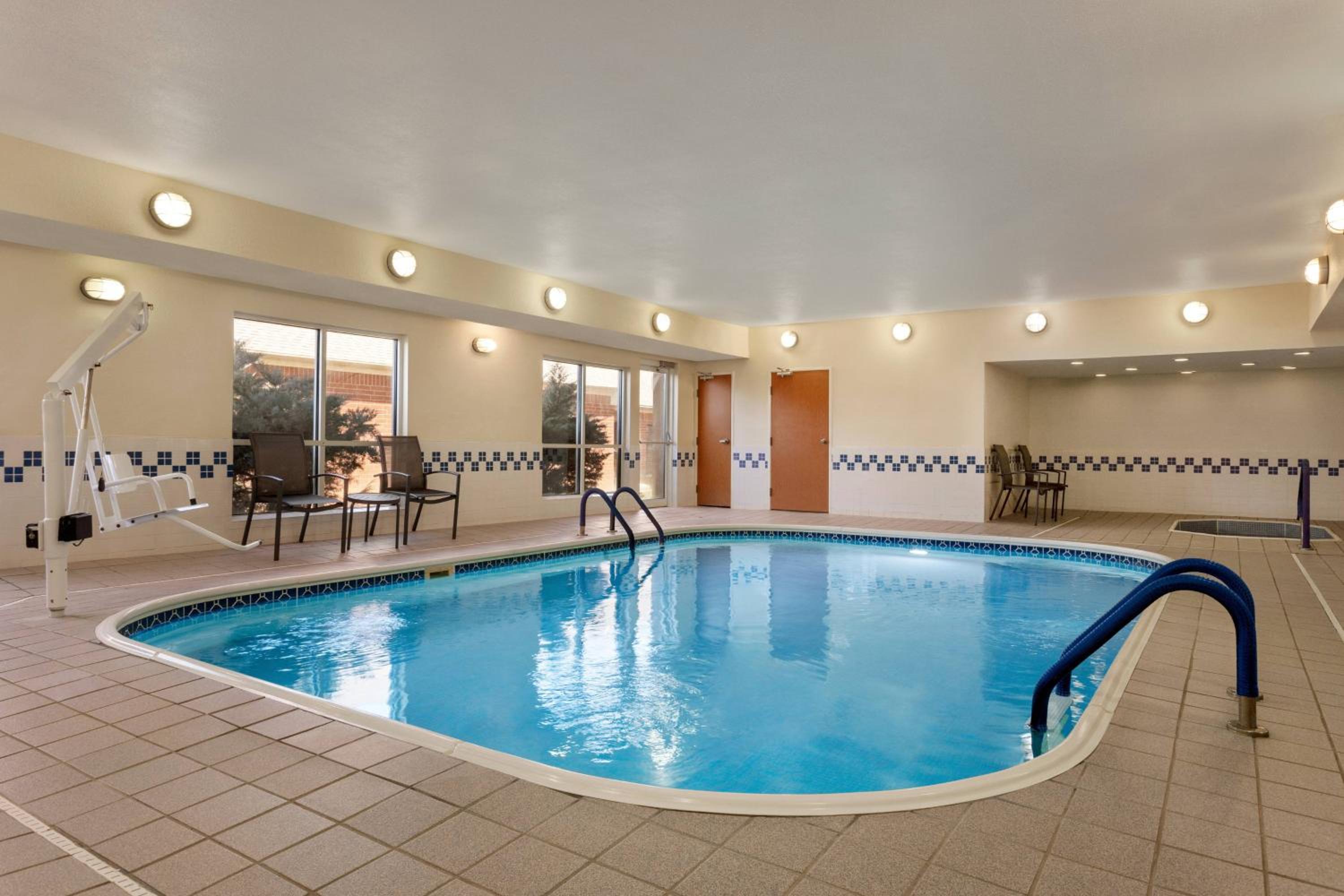 Lobby & Reception