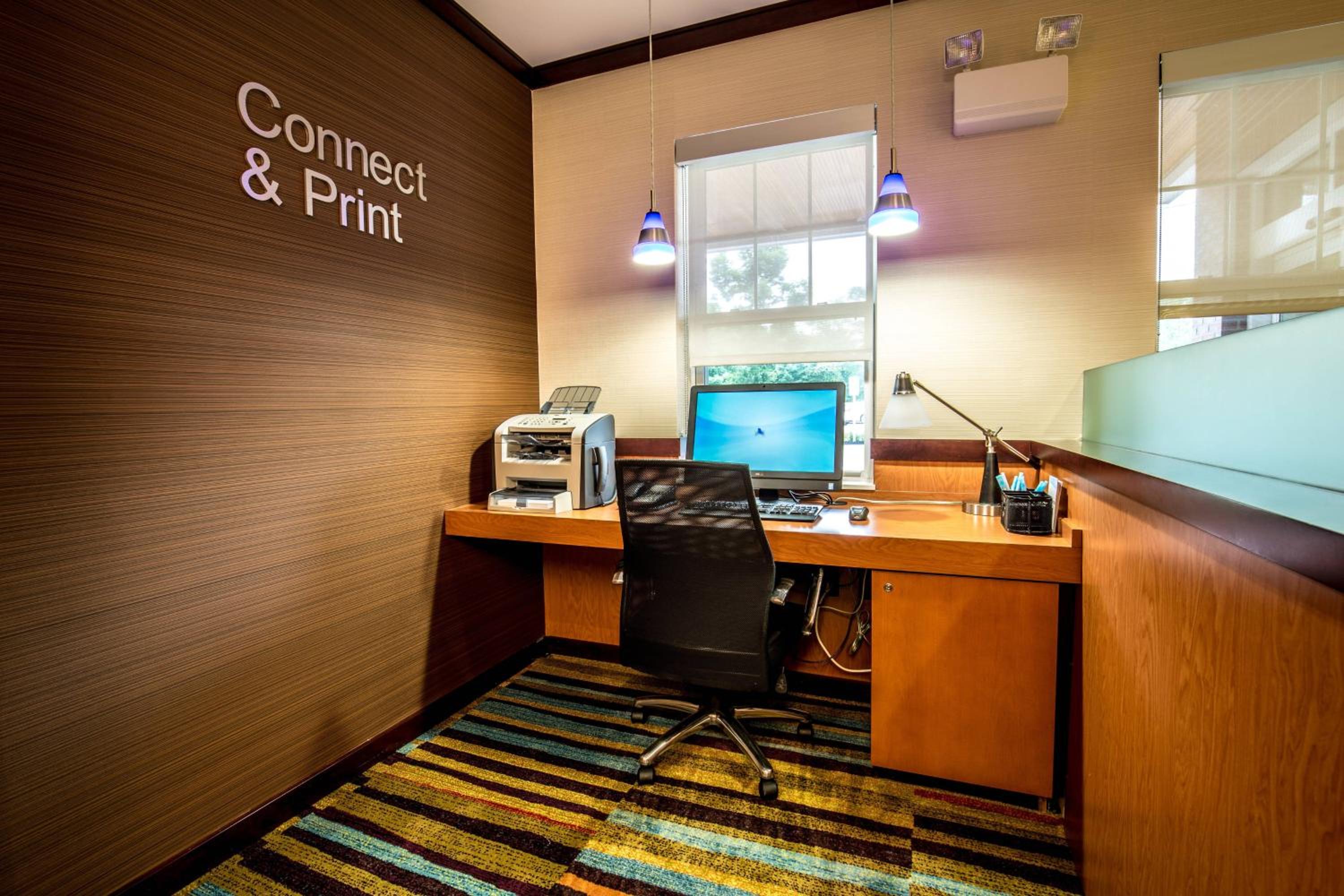 Fairfield Inn and Suites by Marriott Portsmouth Exeter - Property Image 6