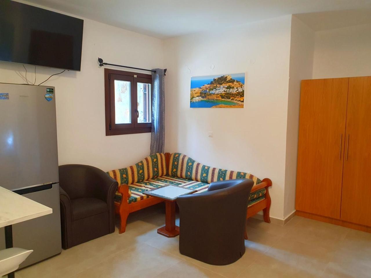 Photo 48