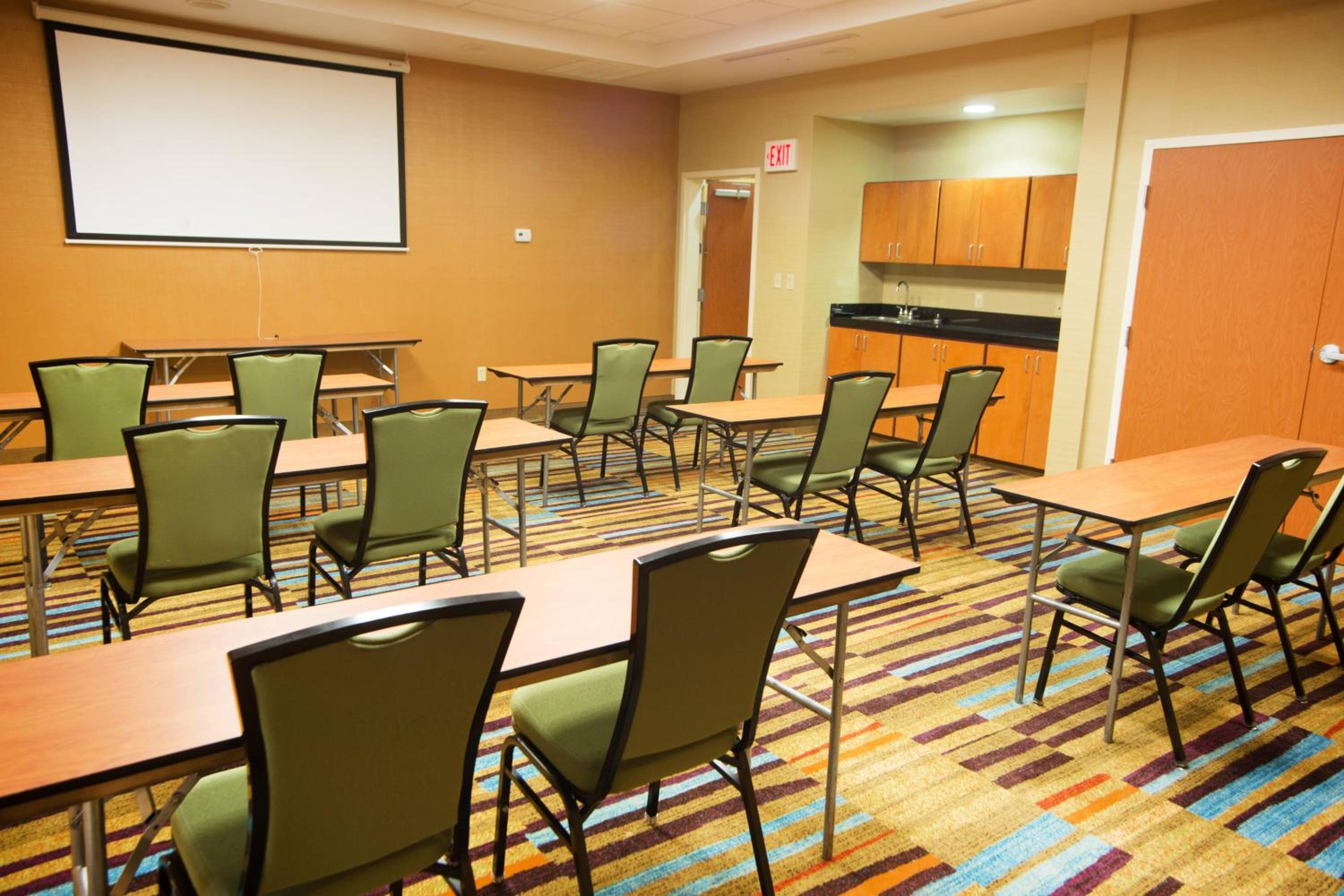 Bartlesville Vacations - Fairfield Inn and Suites by Marriott Bartlesville - Property Image 3