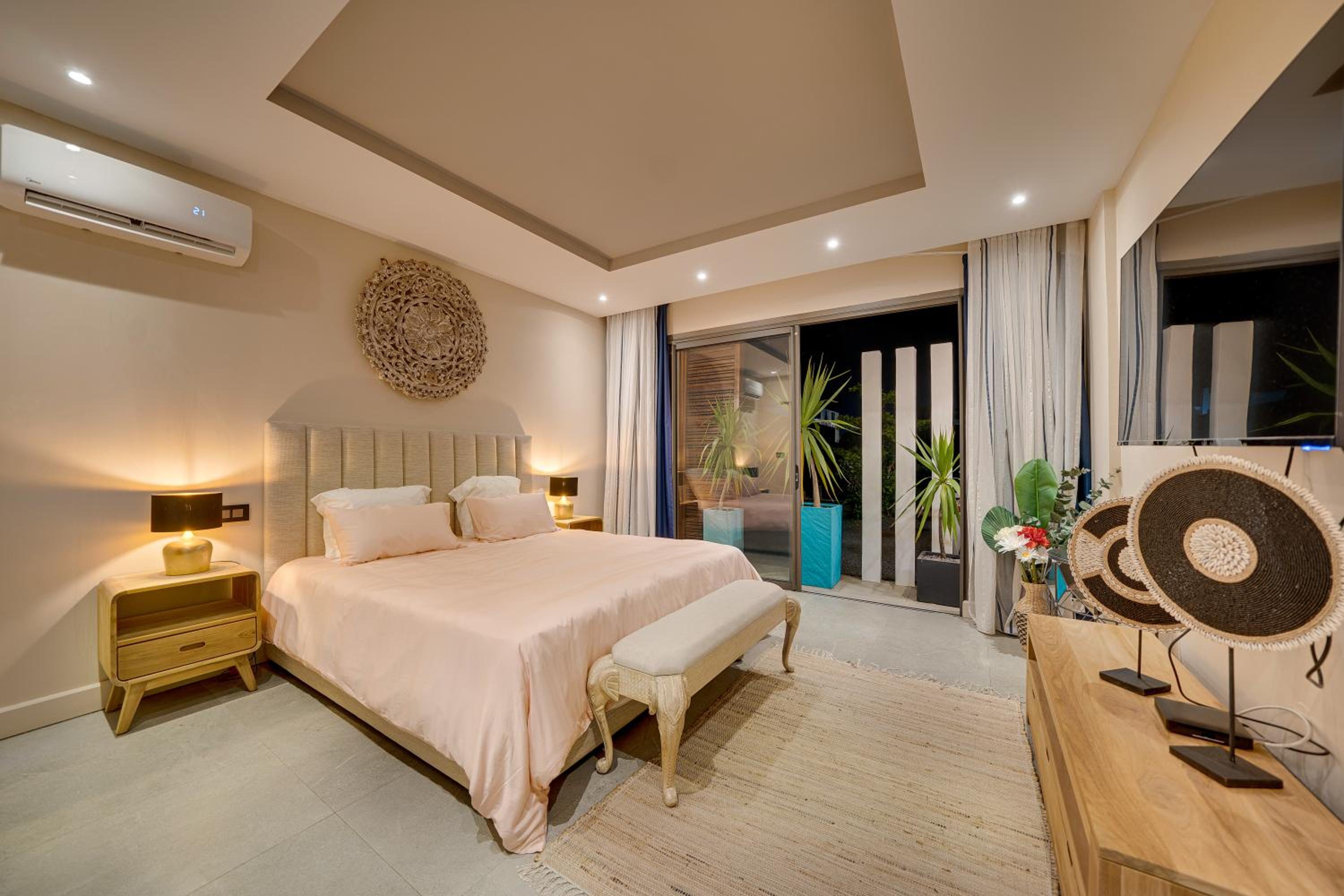 Luxueuse villa 4 chambres proche des plages view 4