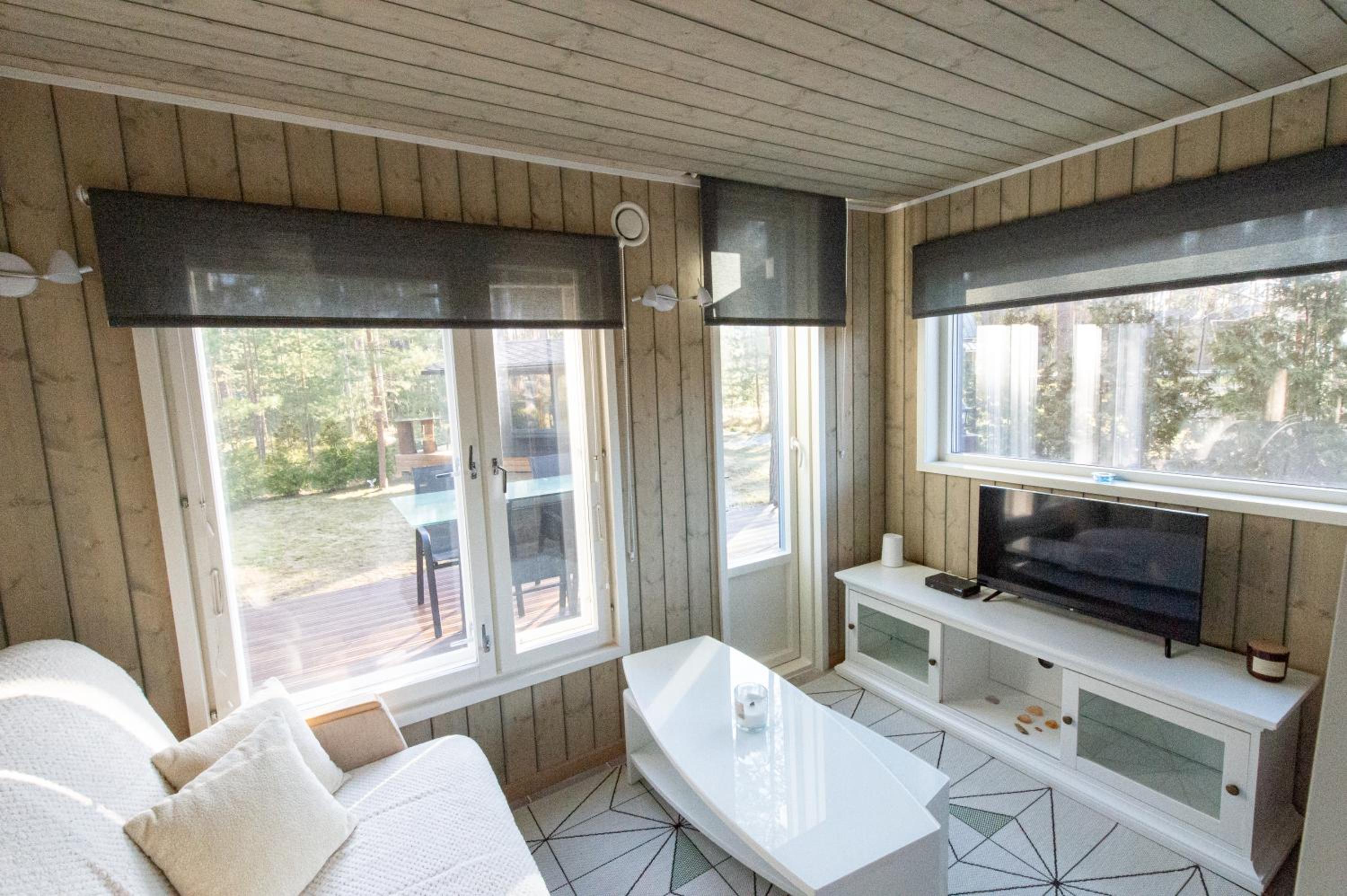 Reiu Holiday Home