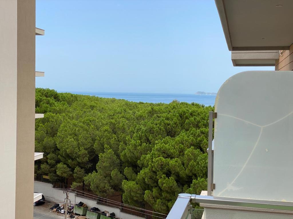 2 Bedrooms Seaside View Apart
