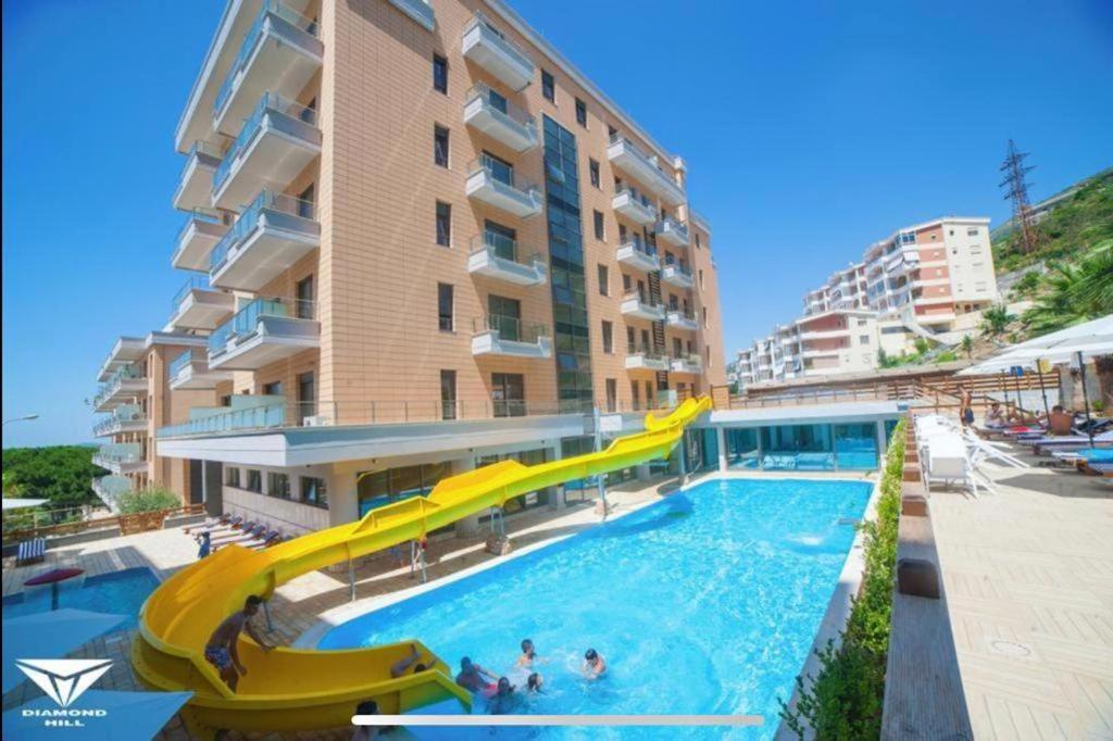 2 Bedrooms Seaside View Apart