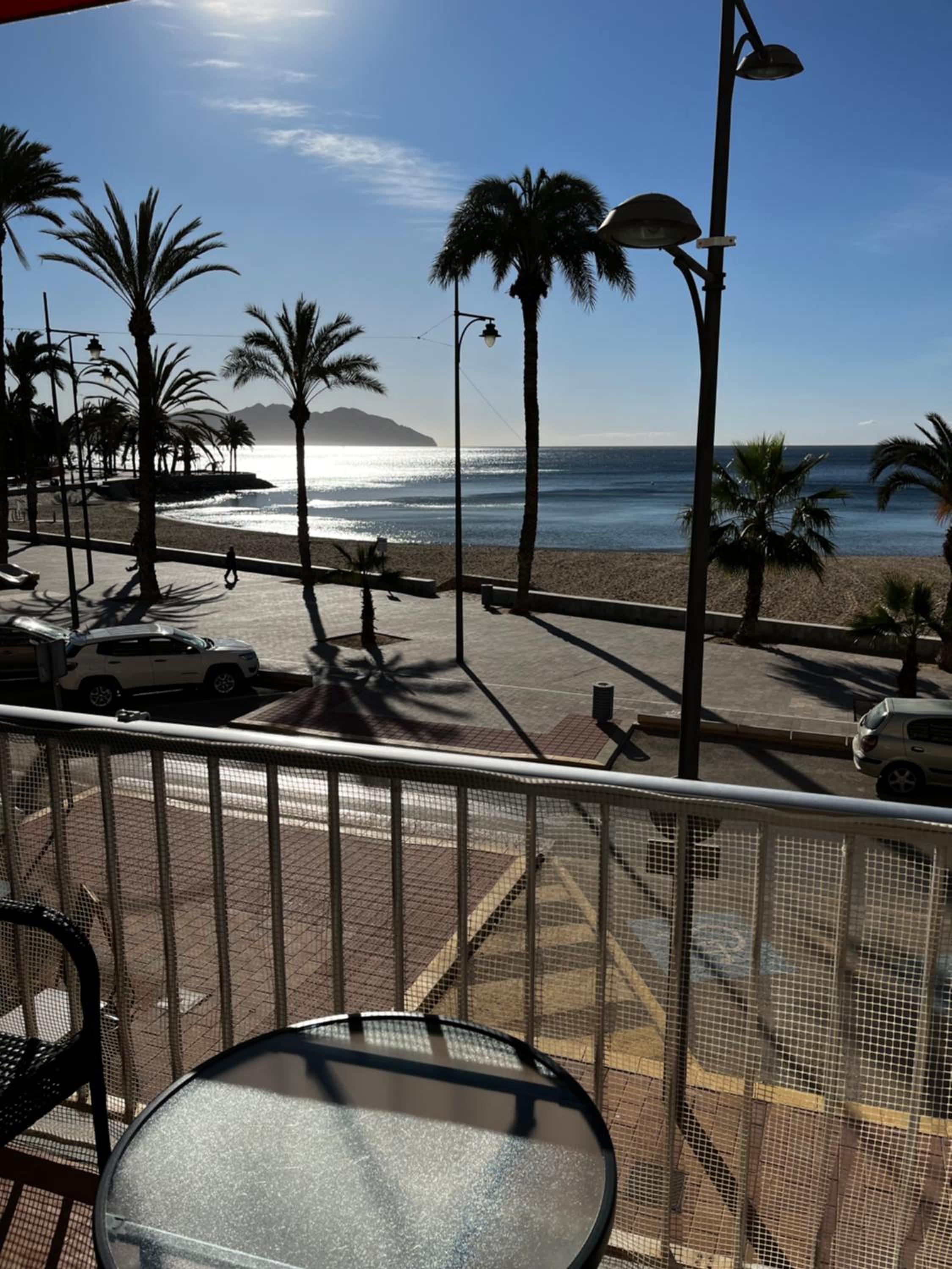 Apartamento en primera linea de playa con vistas photo 3