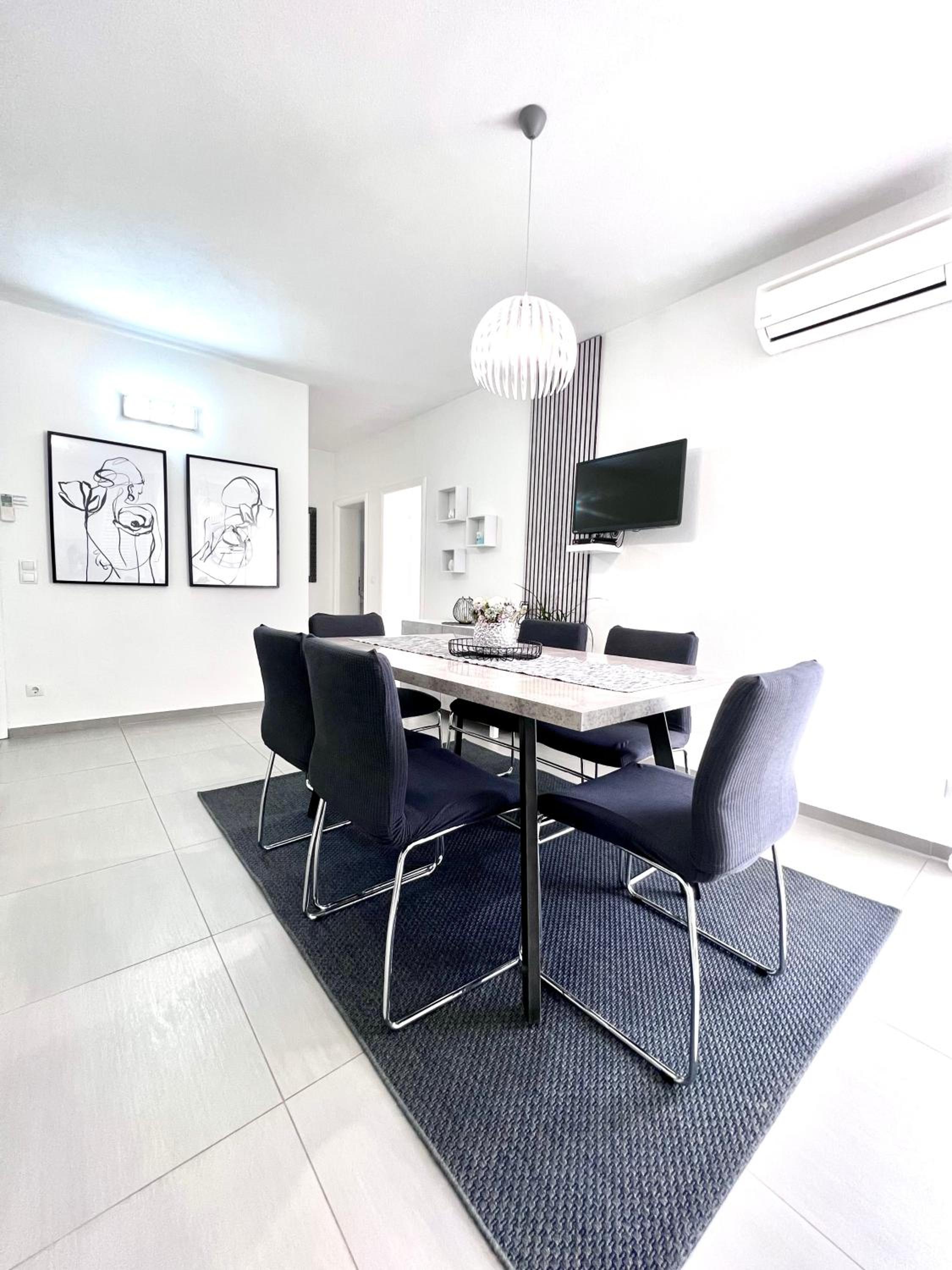 Apartments Pera