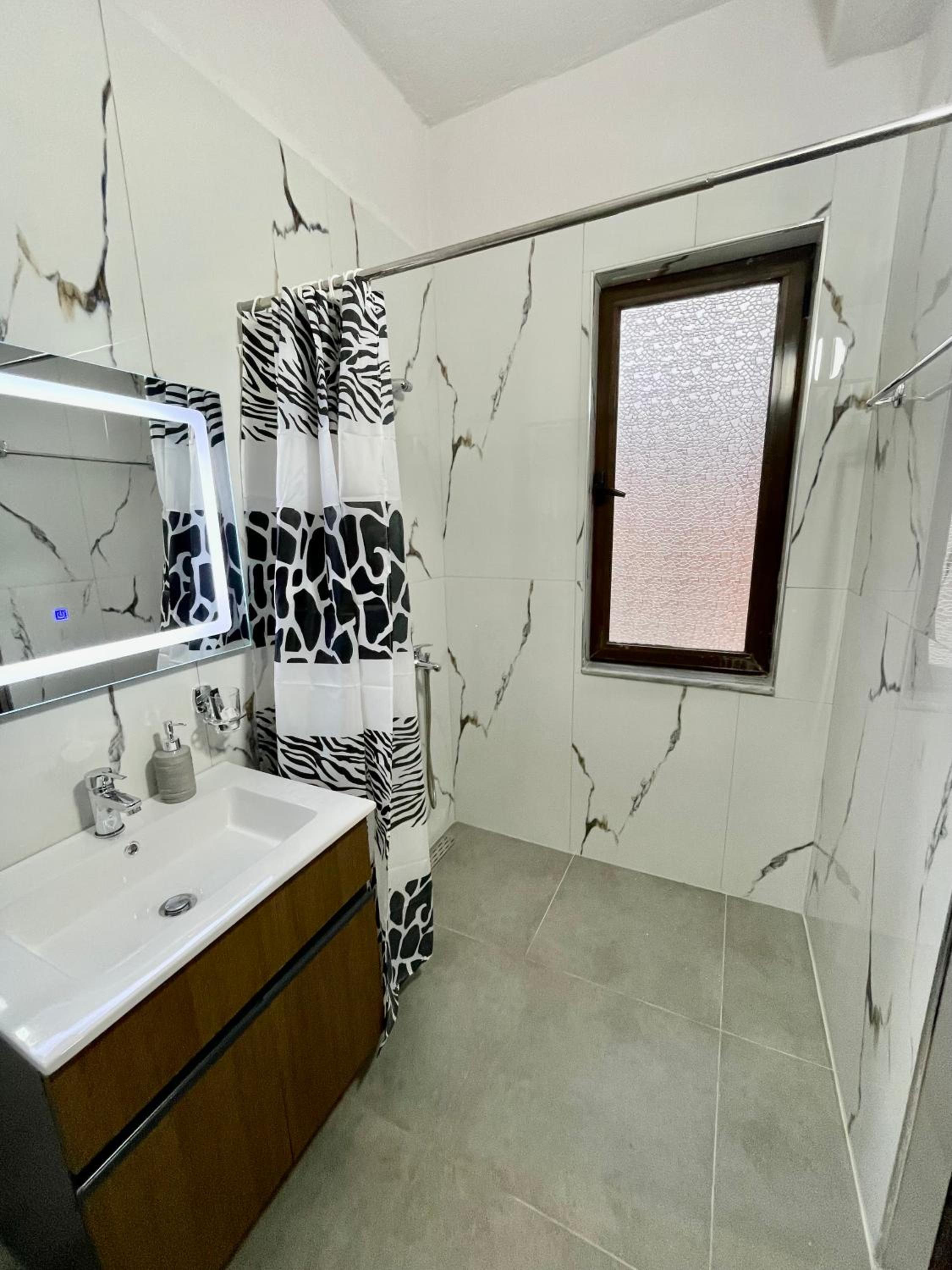 Keon superb studio apartament