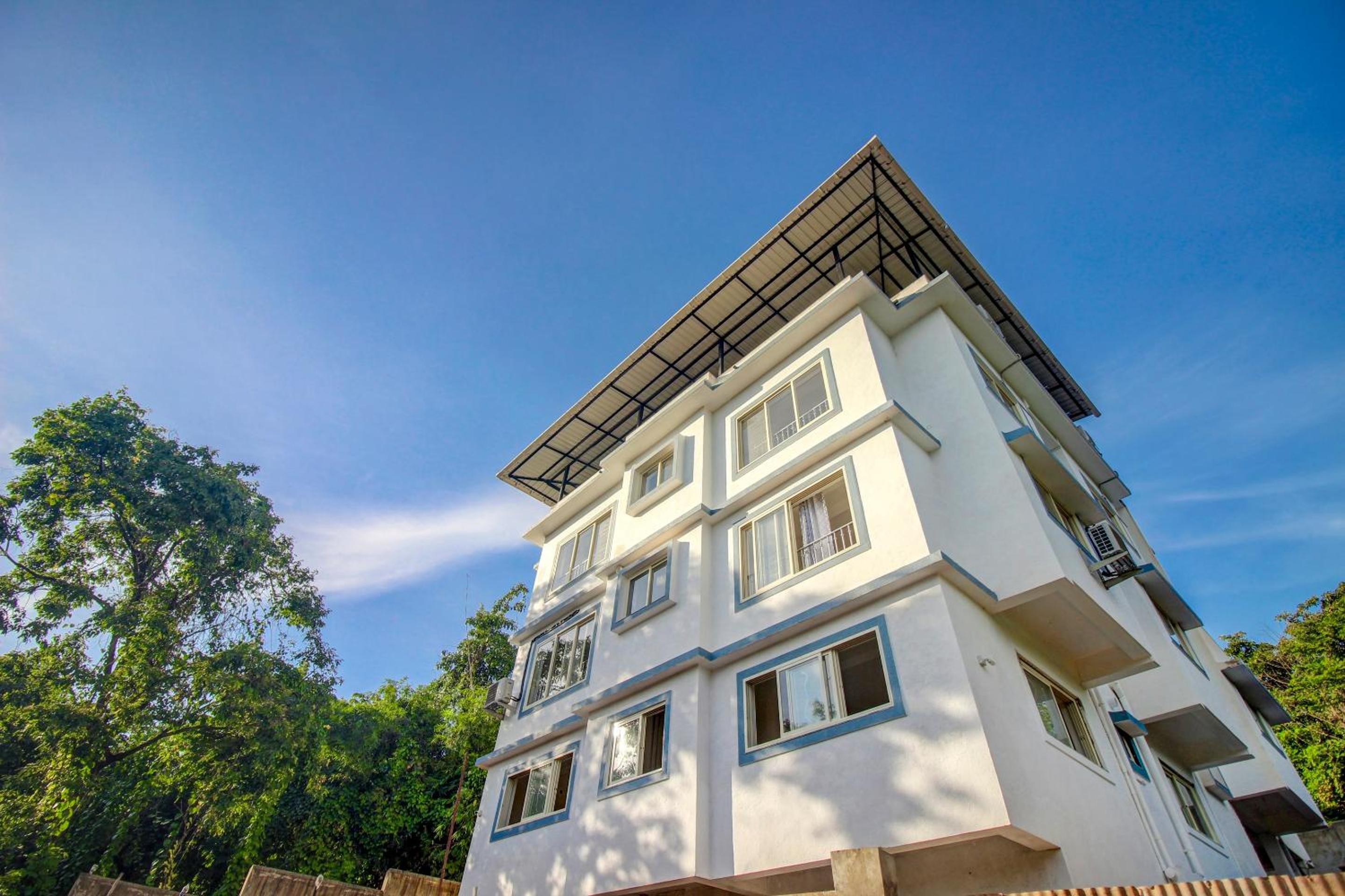 Hotel O Muktesh Chandra