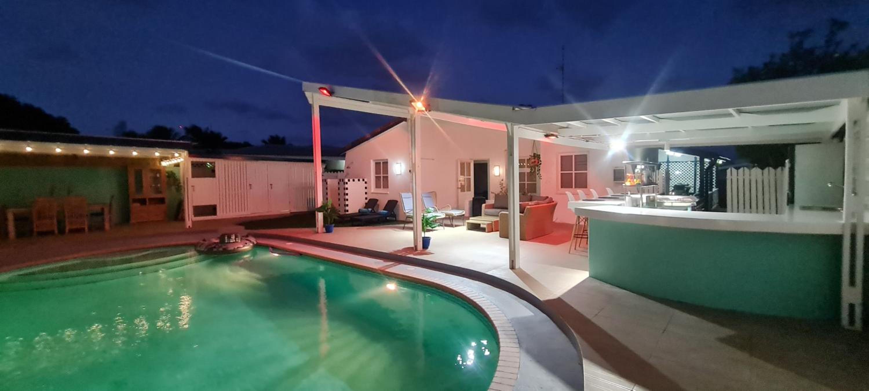 Family and friends villa with big private pool