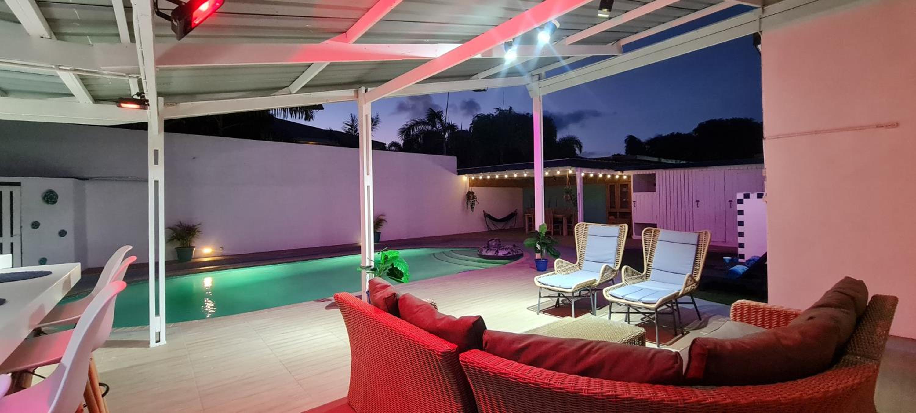 Family and friends villa with big private pool