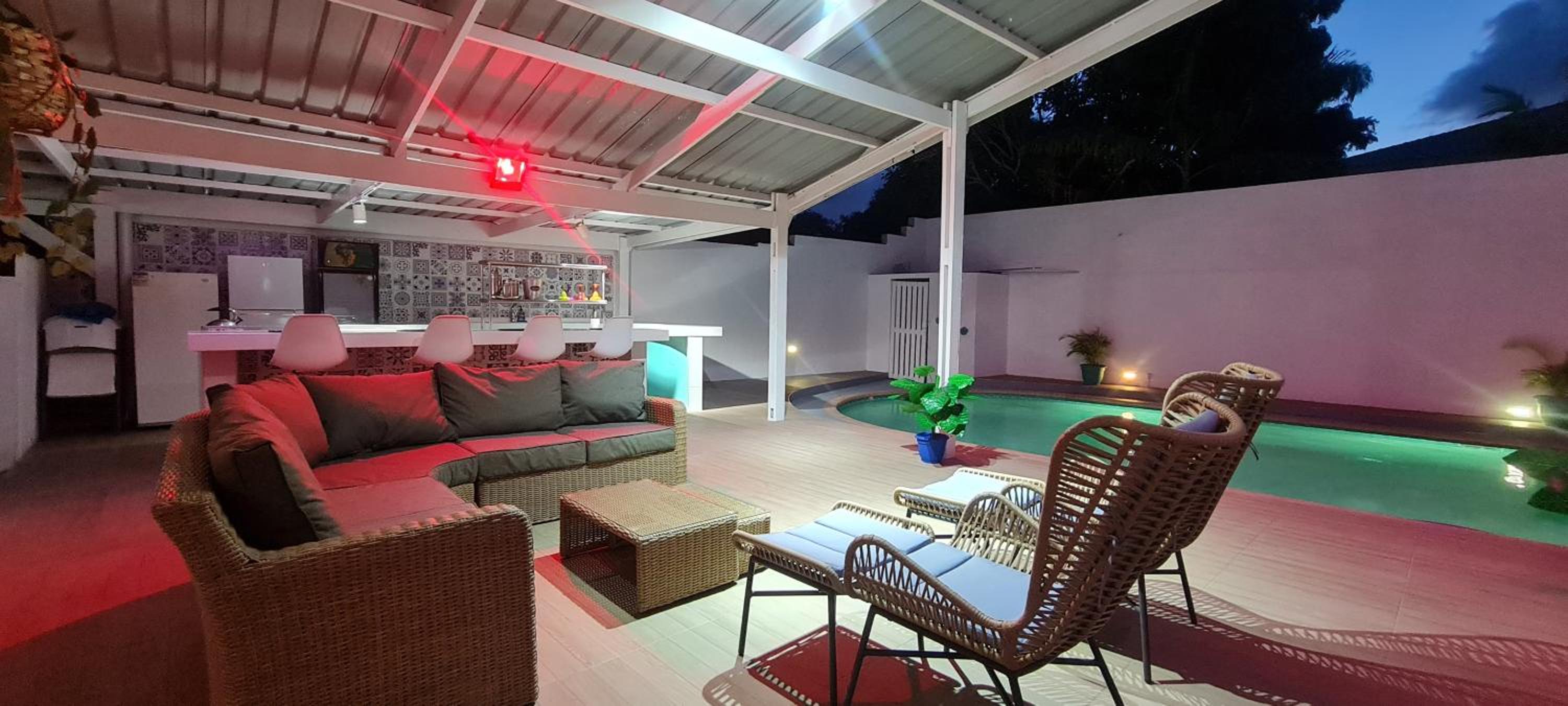 Family and friends villa with big private pool