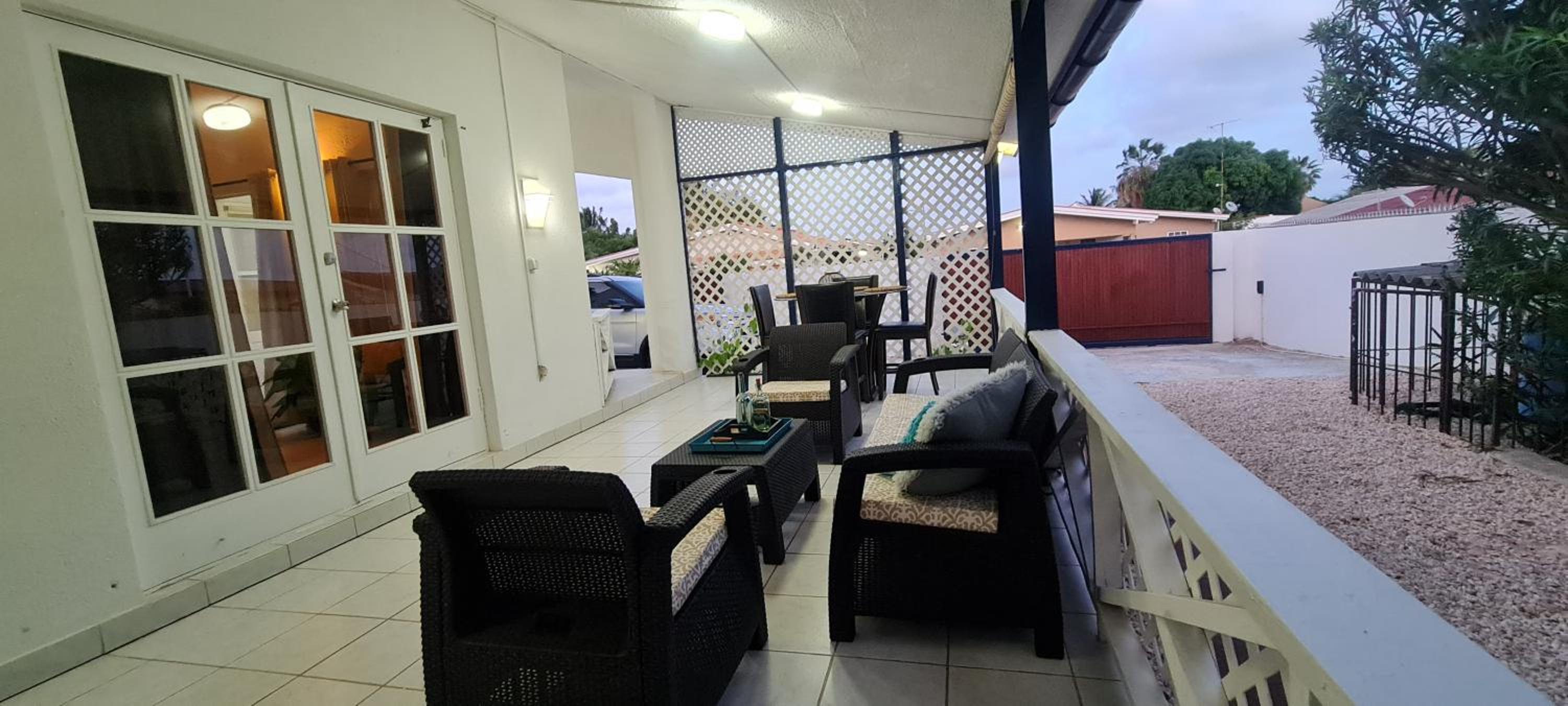 Family and friends villa with big private pool