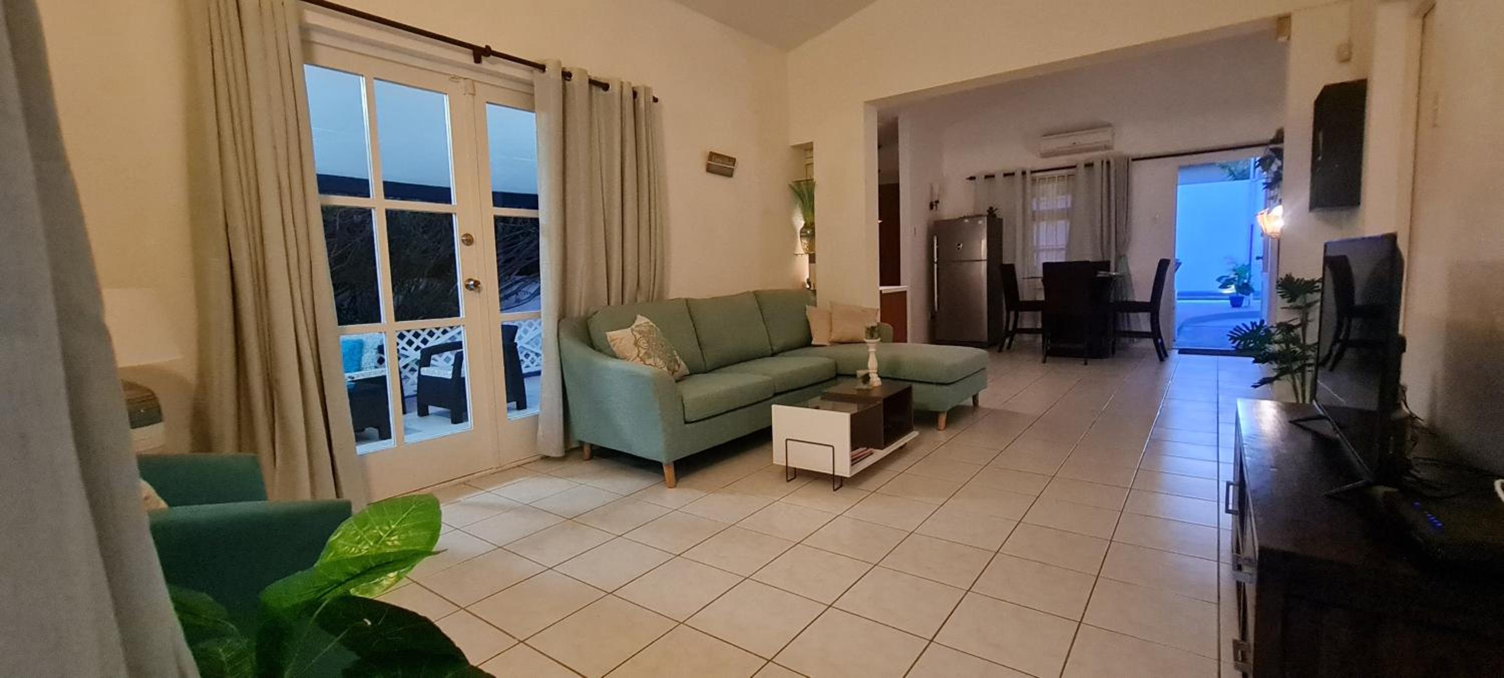 Family and friends villa with big private pool