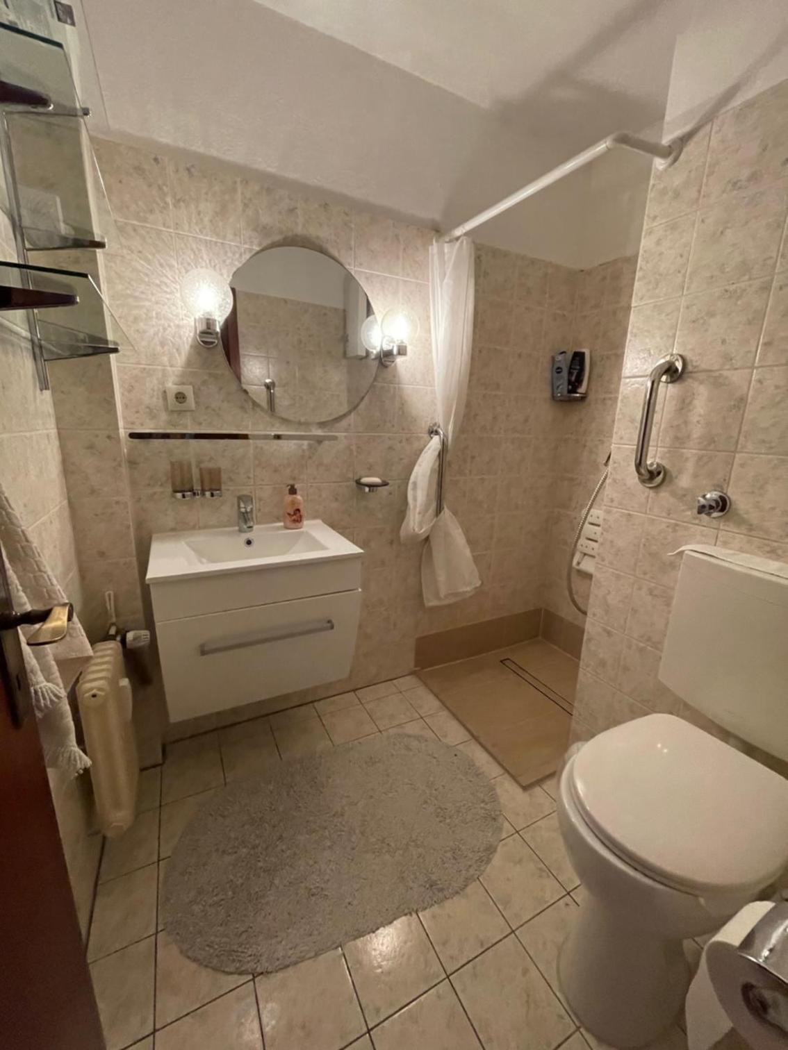 Relax Center Suite
