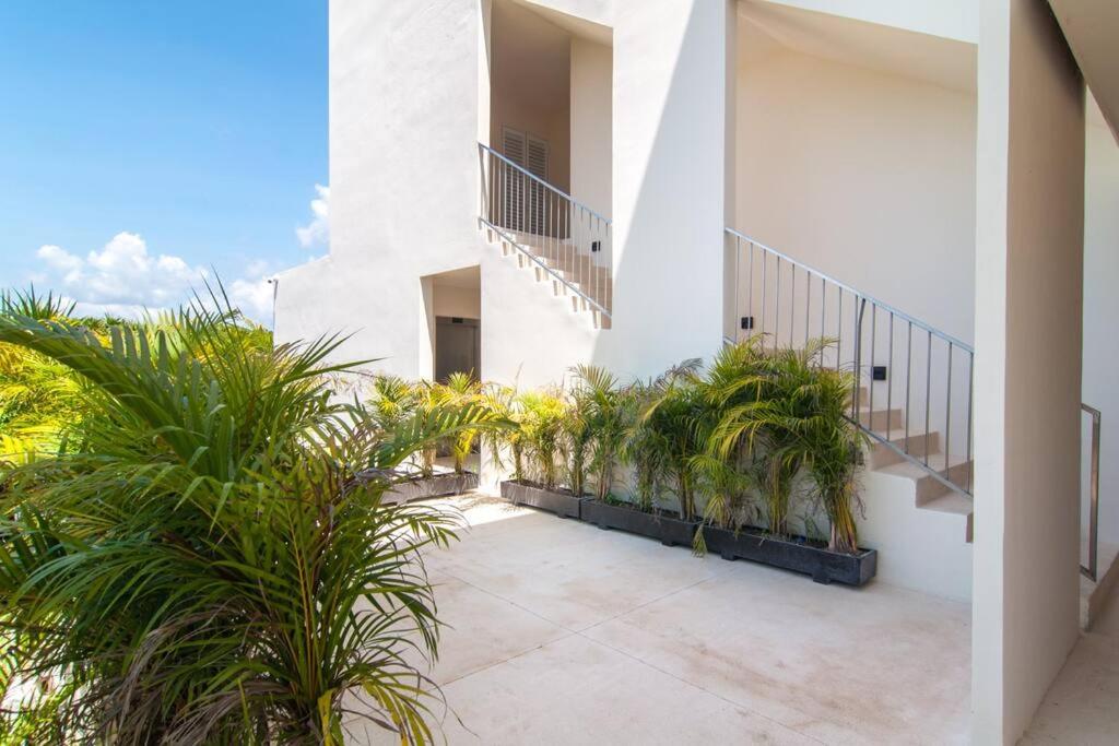 Ground level Garden condo at Akumal south by TAO Santamar