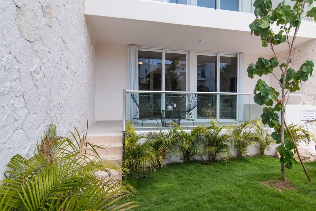 Ground level Garden condo at Akumal south by TAO Santamar