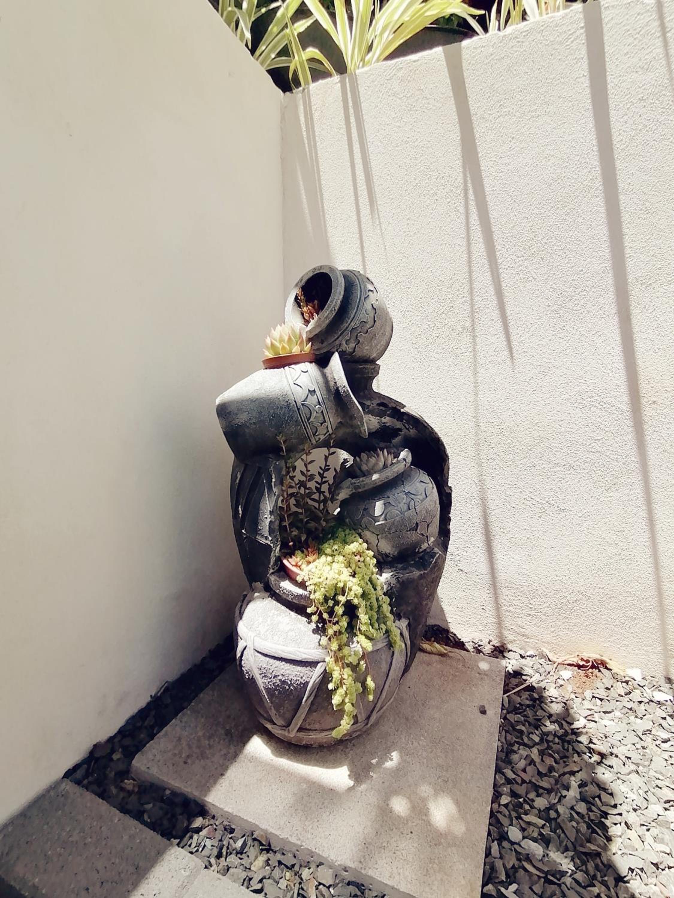 Airport Traveler's home.
