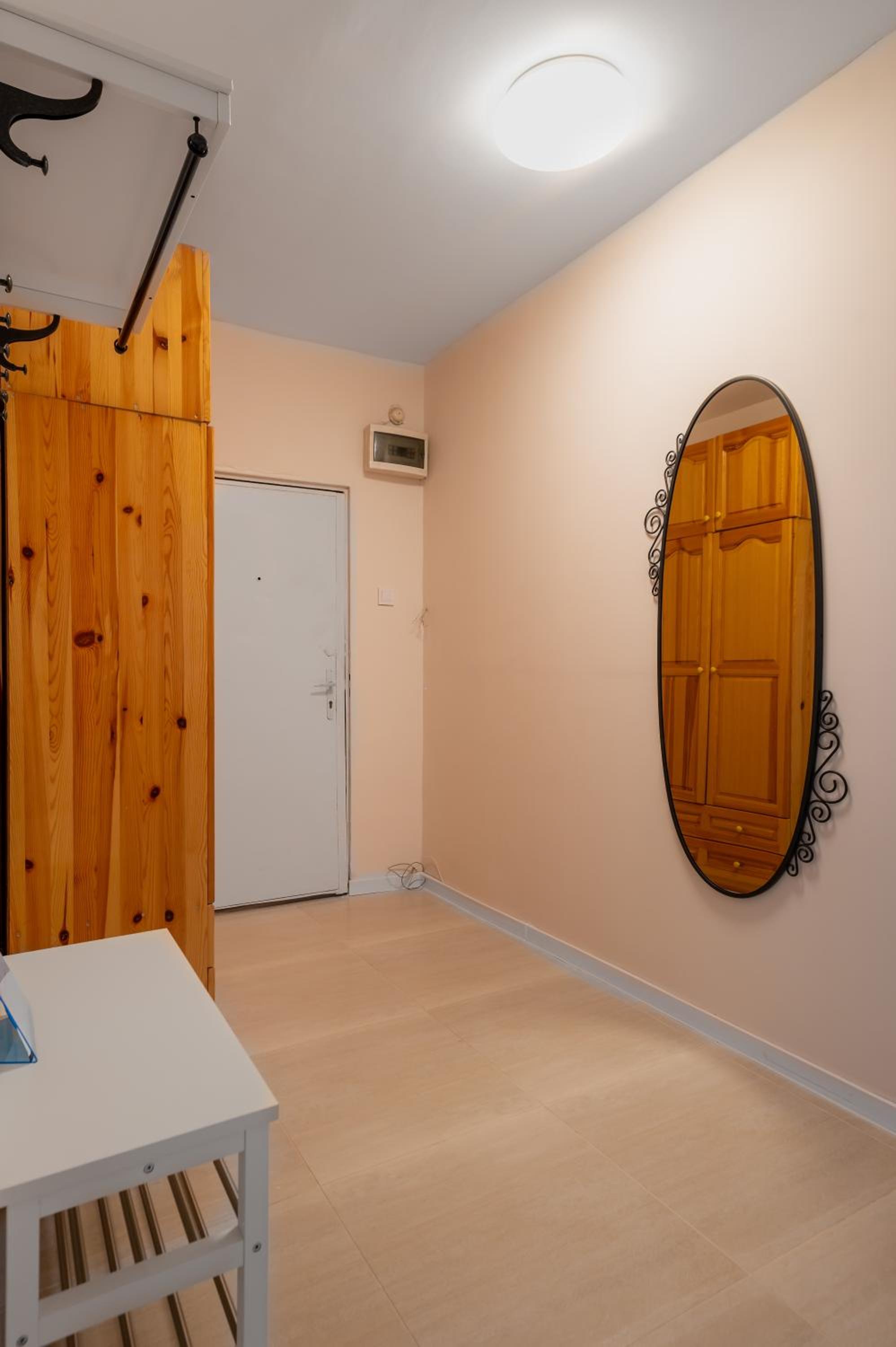 Homey 1-BD Apartment
