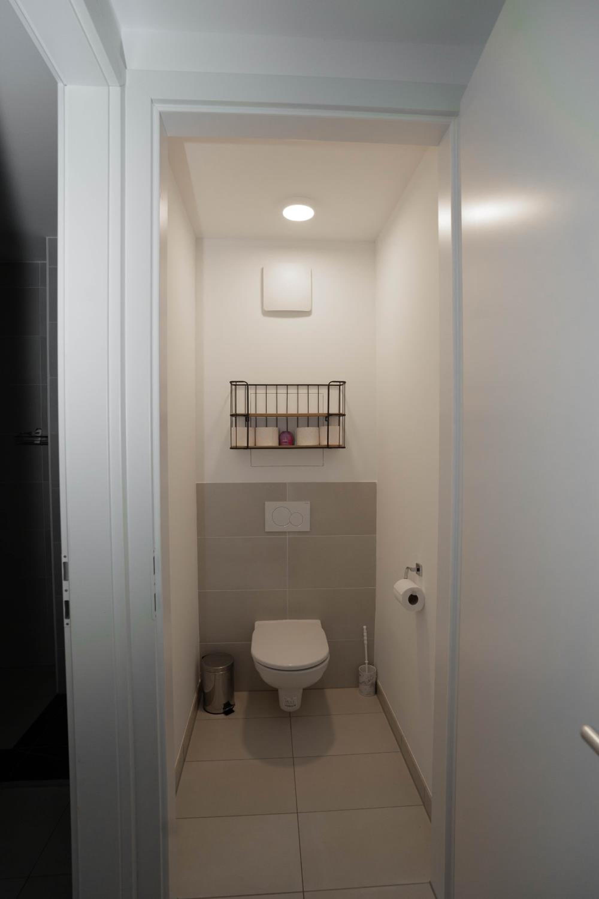 Modern apartment with tiny garden near city center