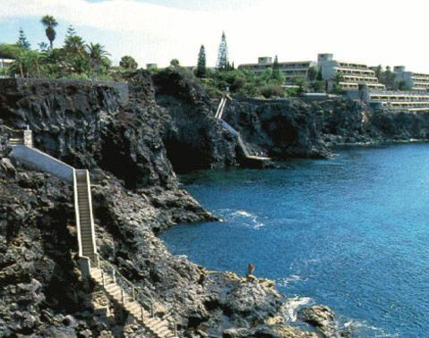 Apto 143 Wonderful Sea View Apartment with swimming pool view 3