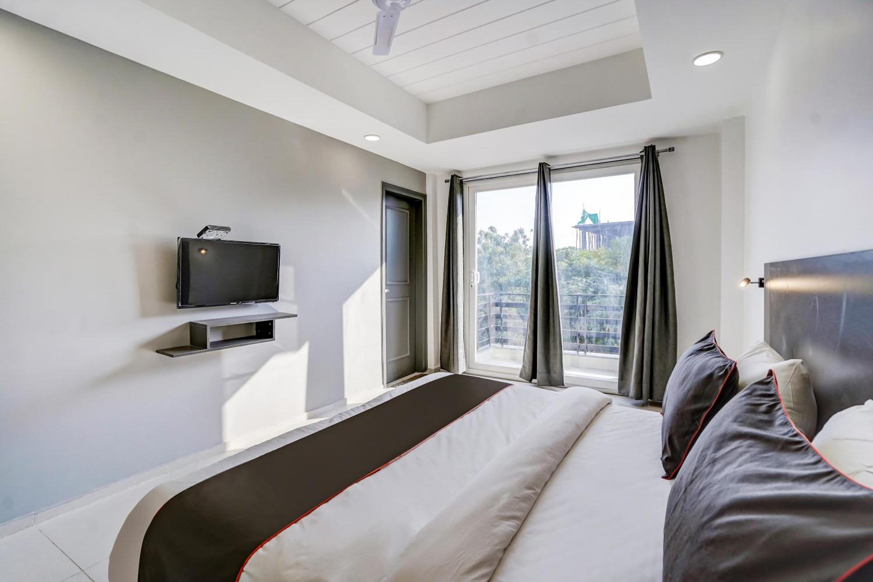 Townhouse South City 2 Sector 49 Gurgaon view 4