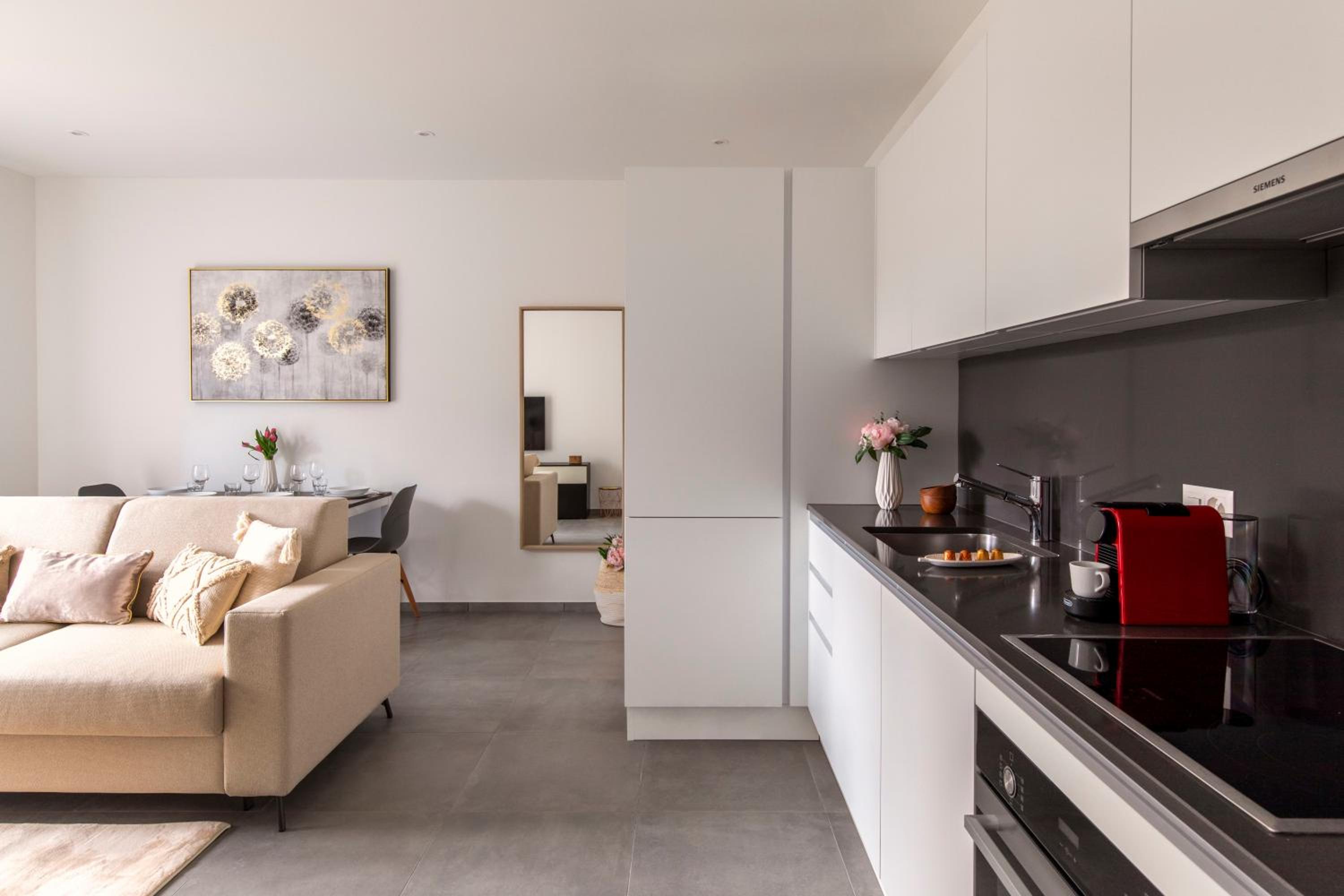Lugano Superior Suites - Free Parking